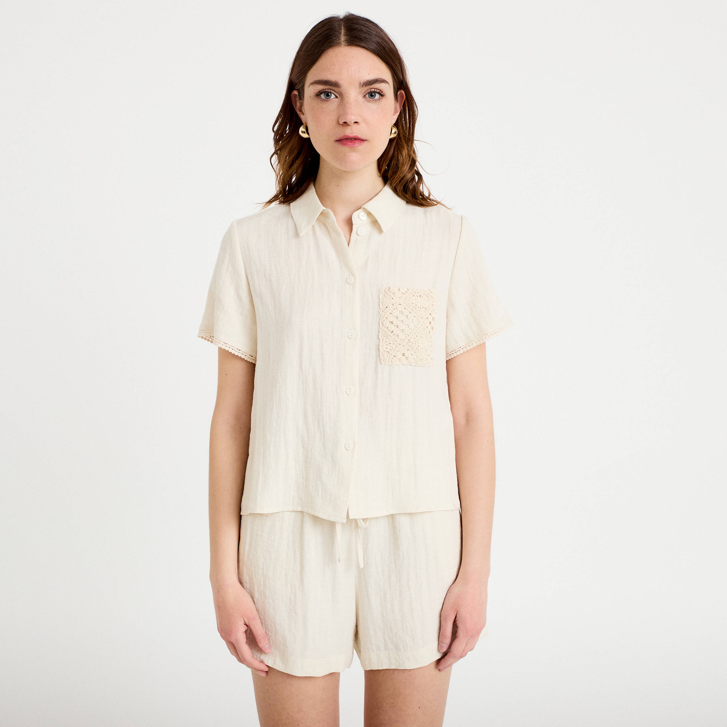 Chemise col classique manches courtes ecru femme