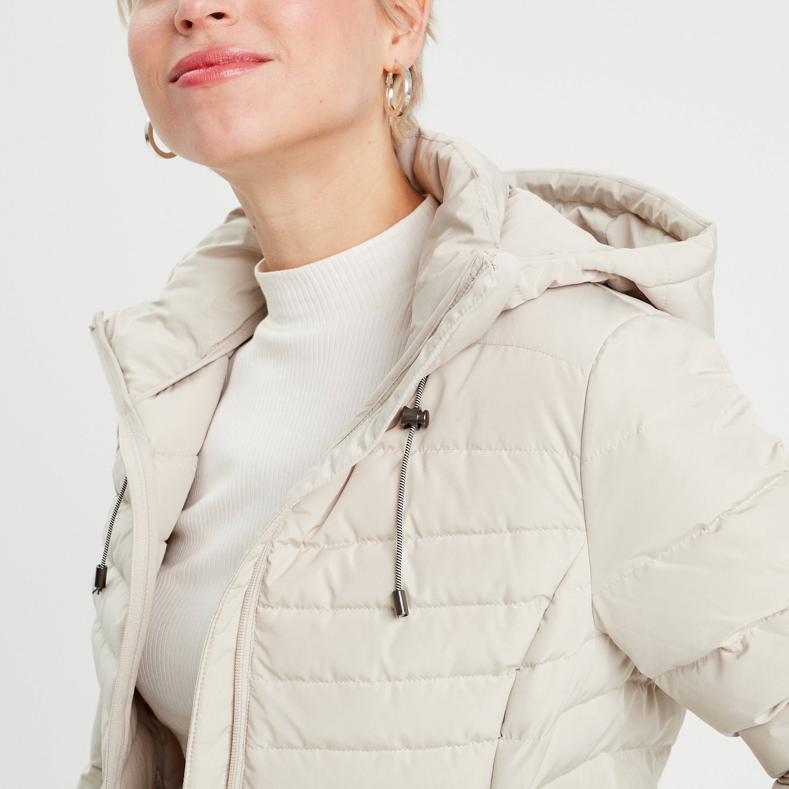 Doudoune ajust&eacute;e &agrave; capuche blanc femme