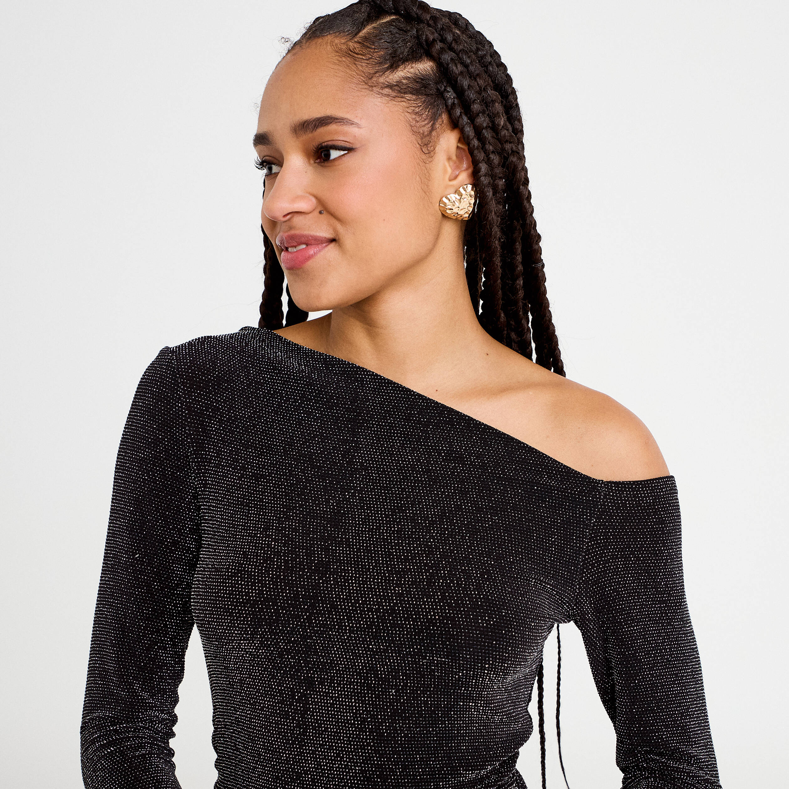 T-shirt asym&eacute;trique brillant noir femme