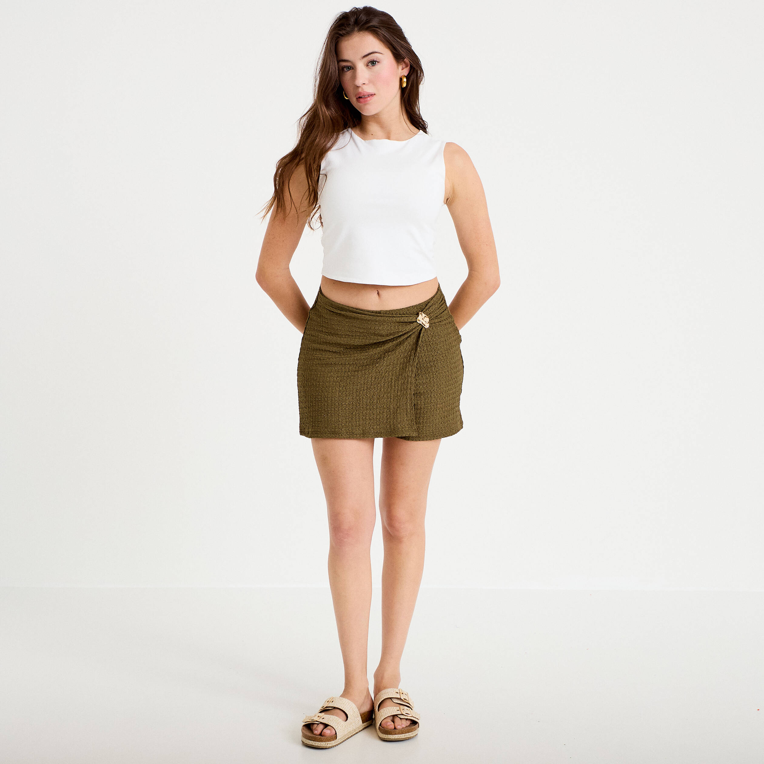 Jupe-short &eacute;vas&eacute;e en maille vert kaki femme