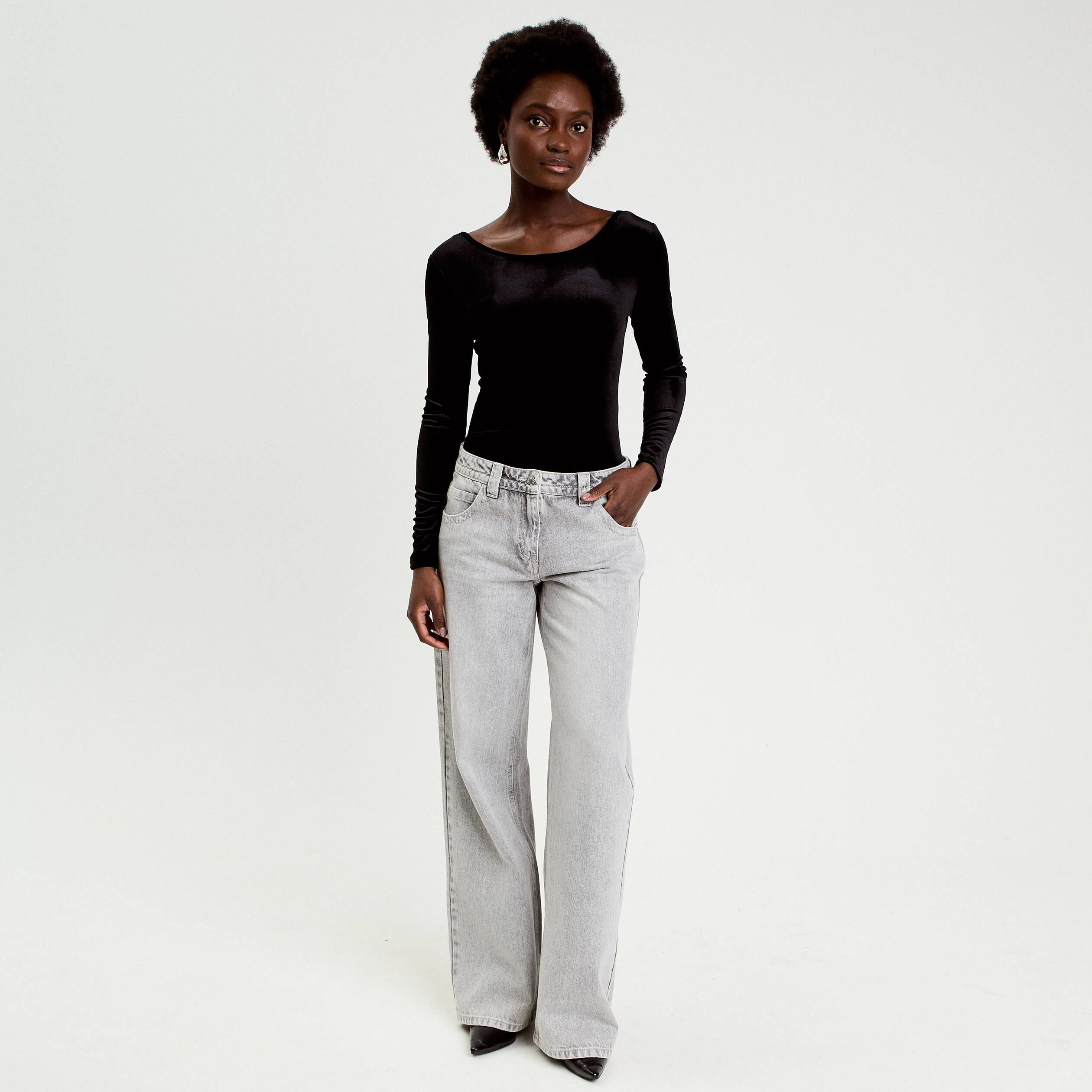 Body en velours d&eacute;collet&eacute; dos noir femme