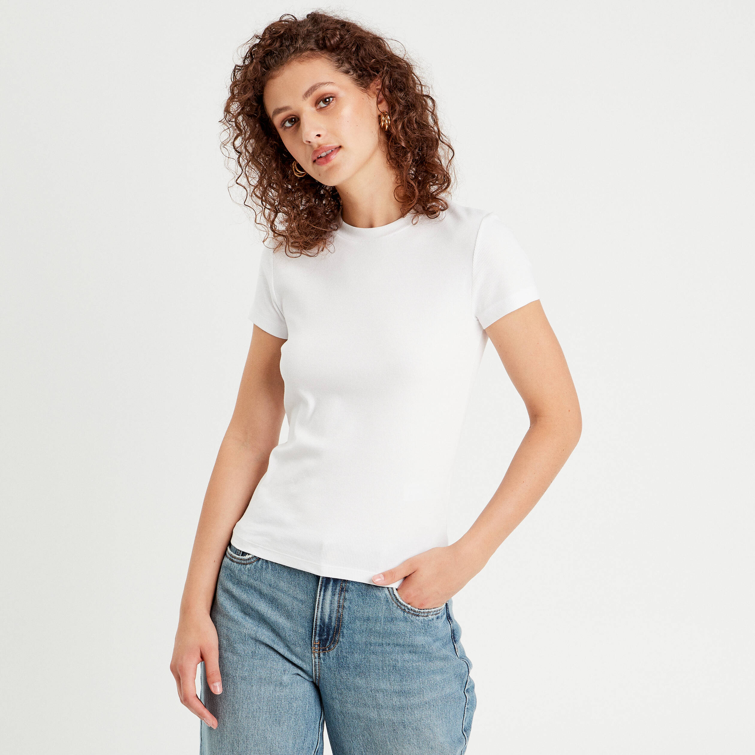 T-shirt c&ocirc;tel&eacute; ajust&eacute; manches courtes blanc femme