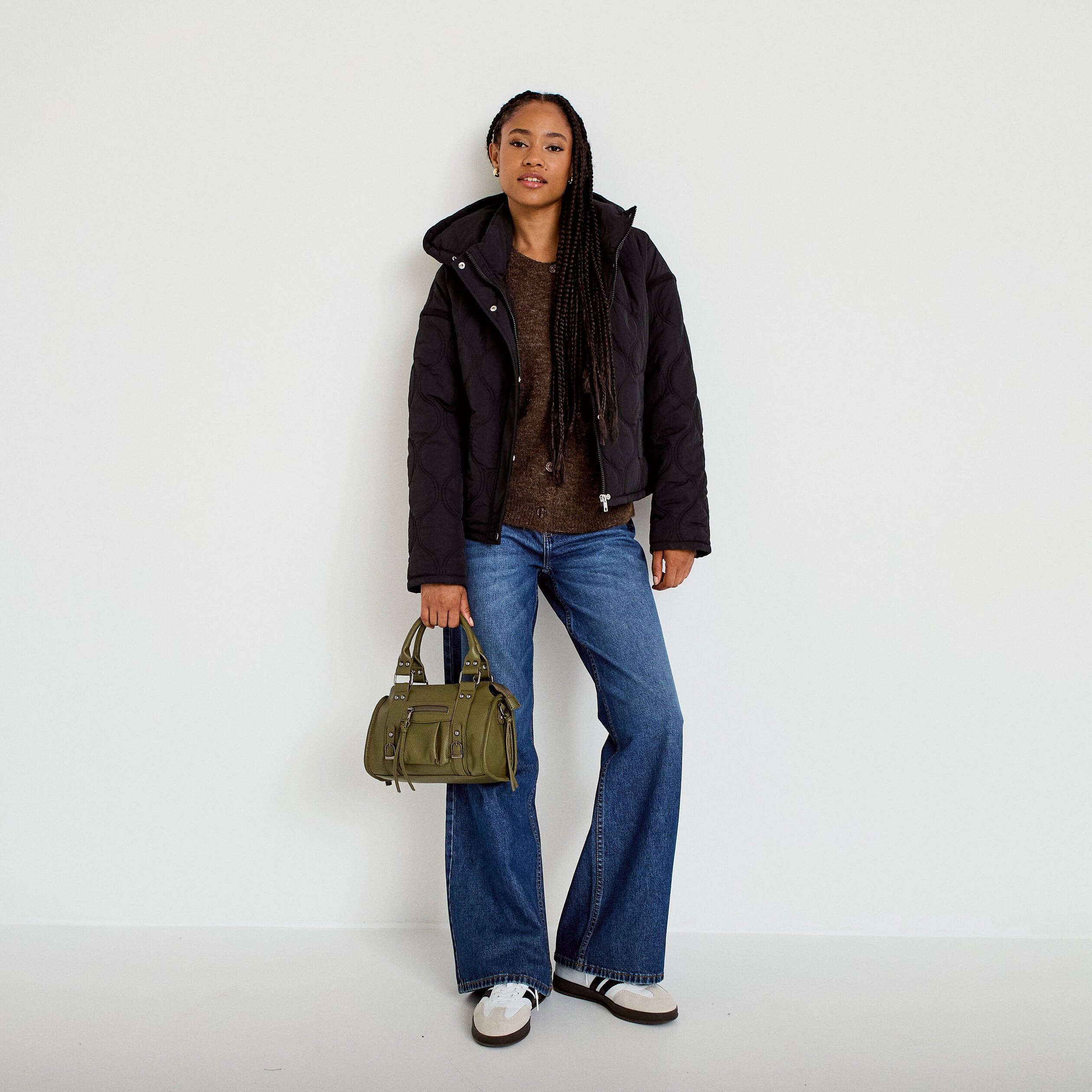 Veste droite &agrave; capuche manches longues noir femme