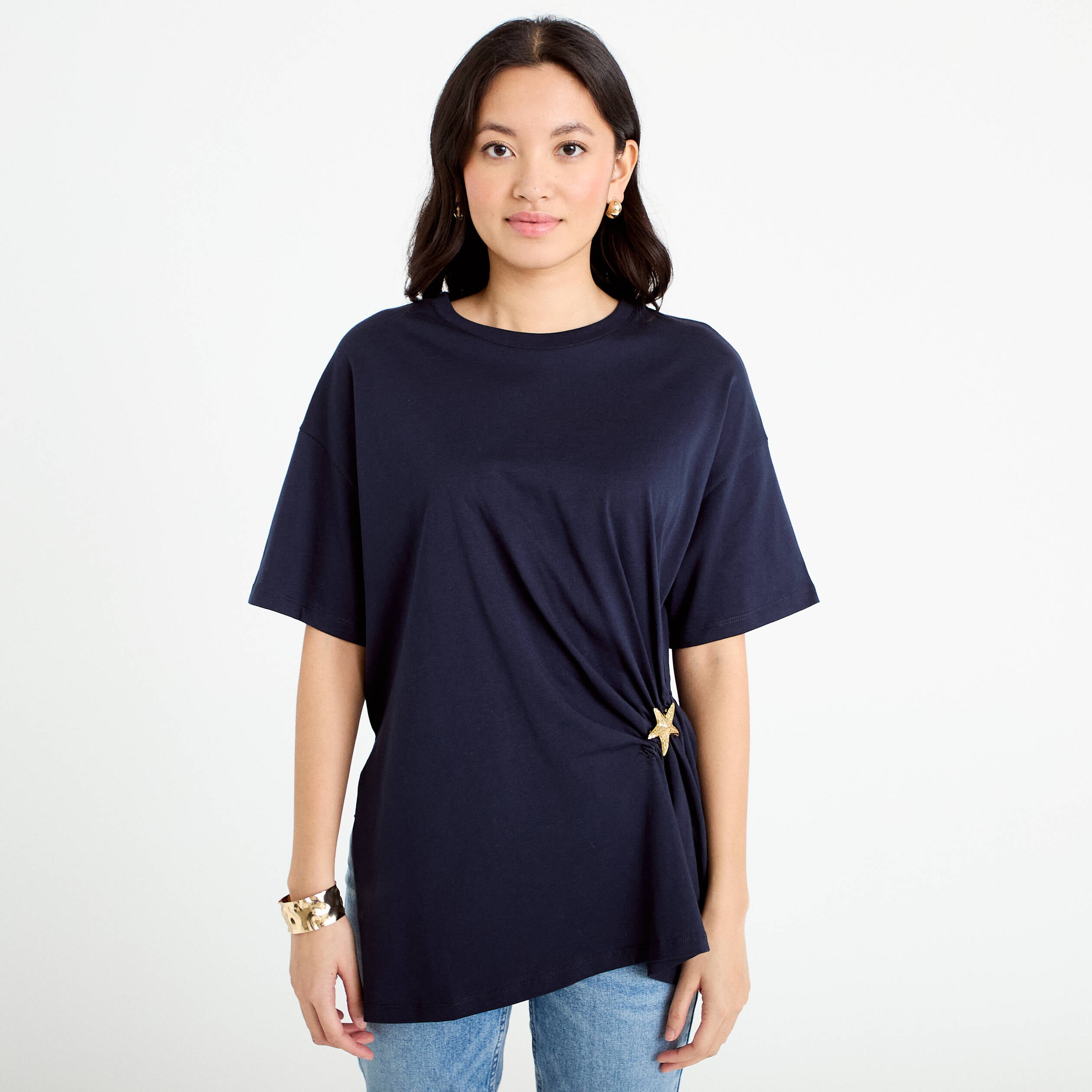 T-shirt &agrave; fronces avec bijou bleu marine femme