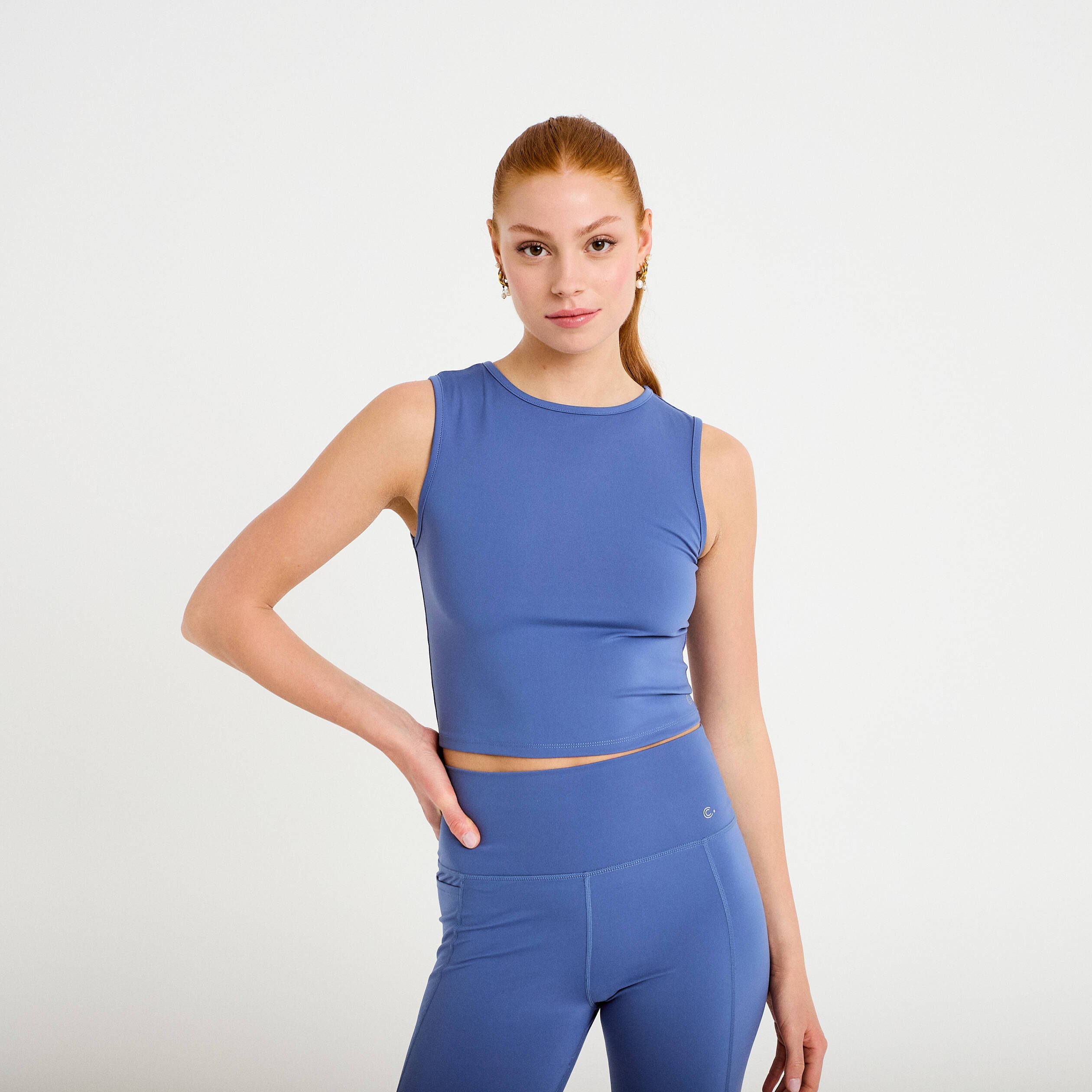 D&eacute;bardeur col rond bleu fonc&eacute; femme