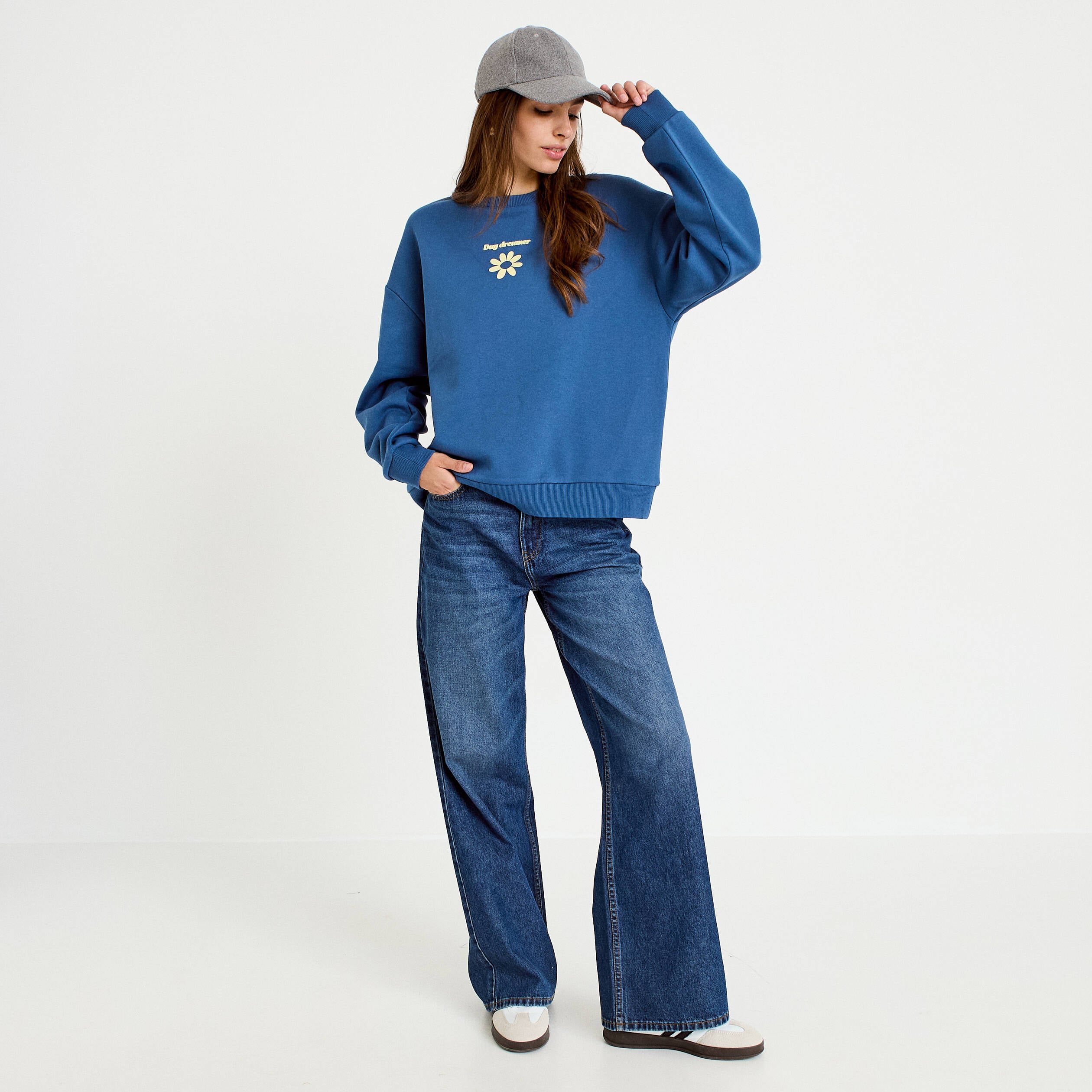 Sweat oversize col rond manches longues bleu fonc&eacute; femme