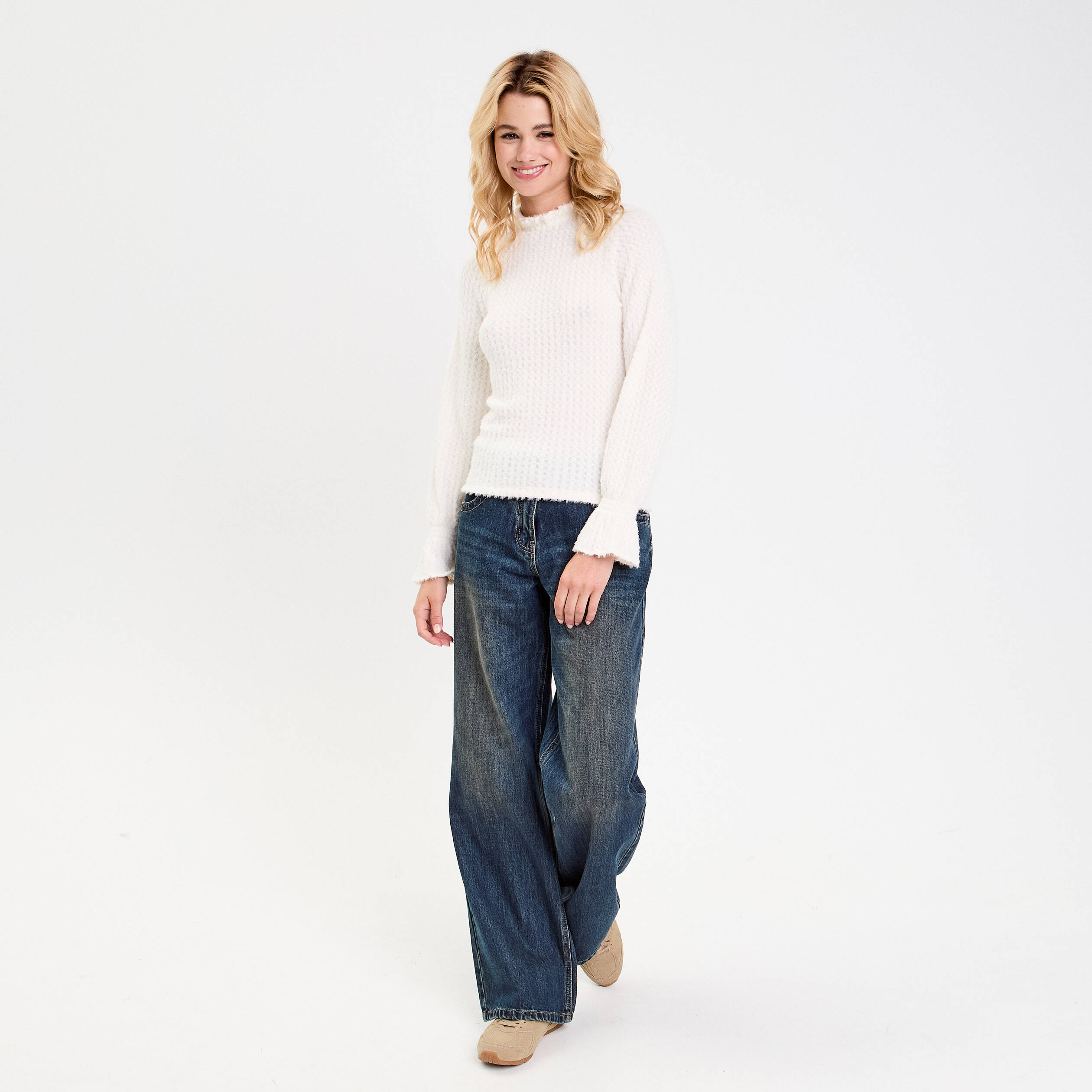 Blouse ajour&eacute;e manches longues ivoire femme