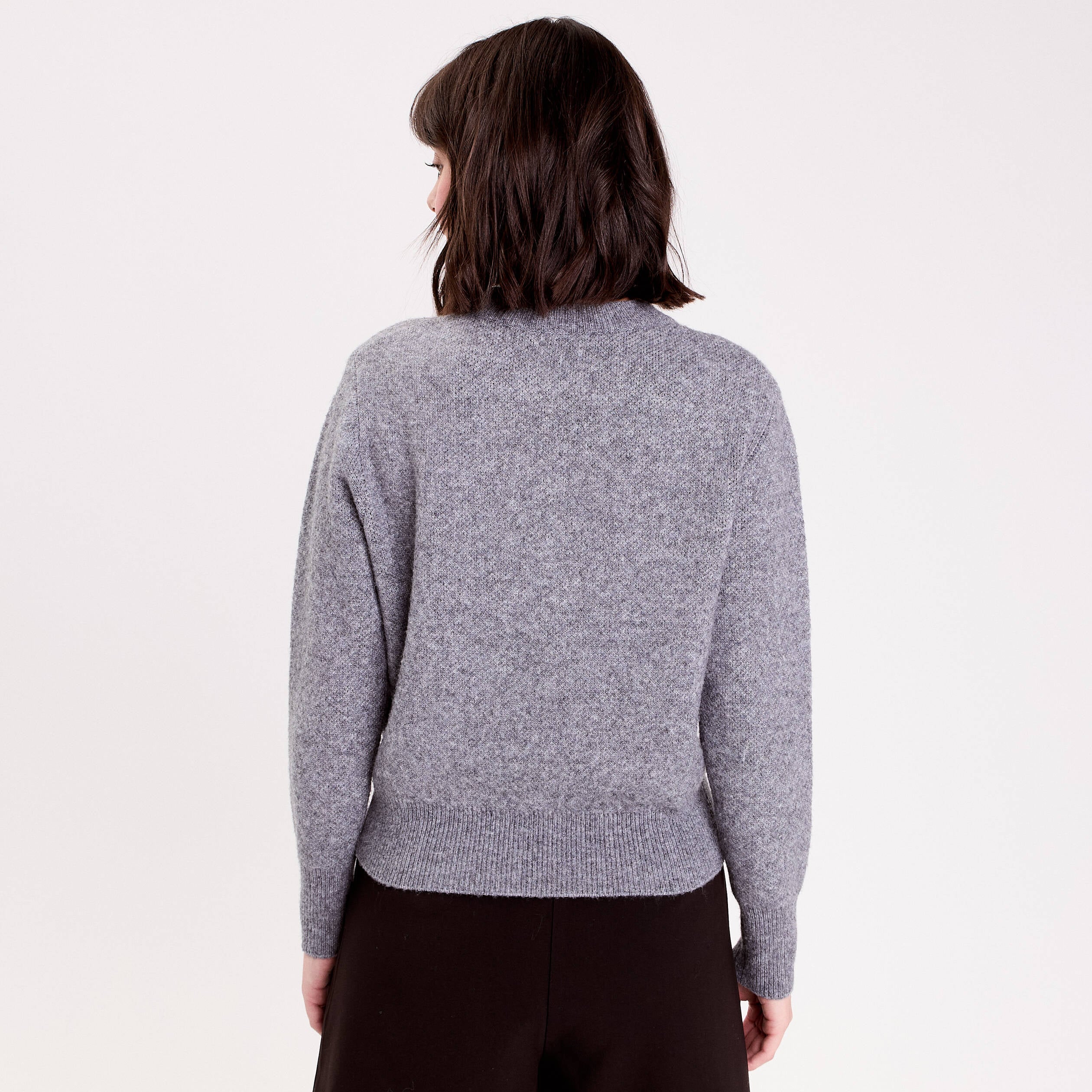 Pull manches longues gris fonc&eacute; femme