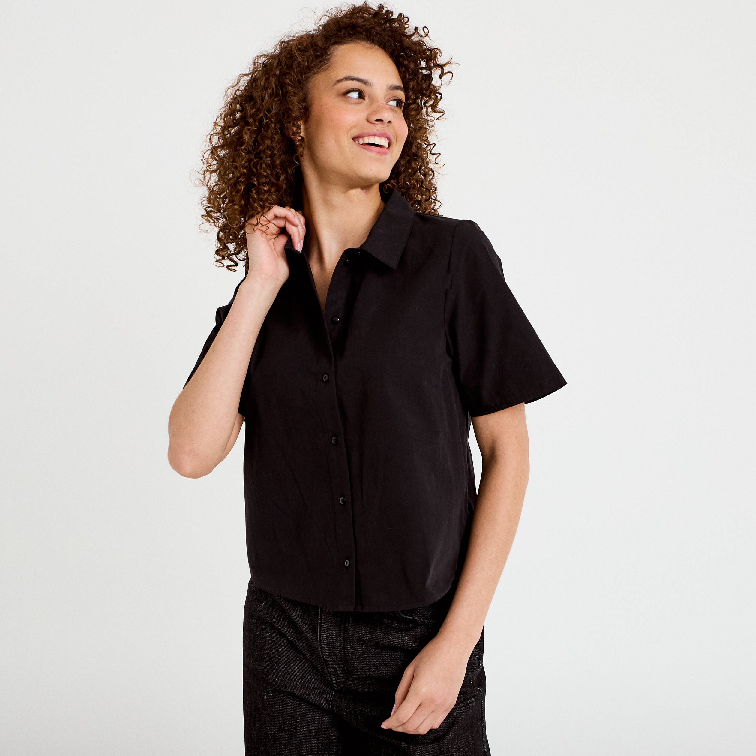 Chemise manches courtes noir femme