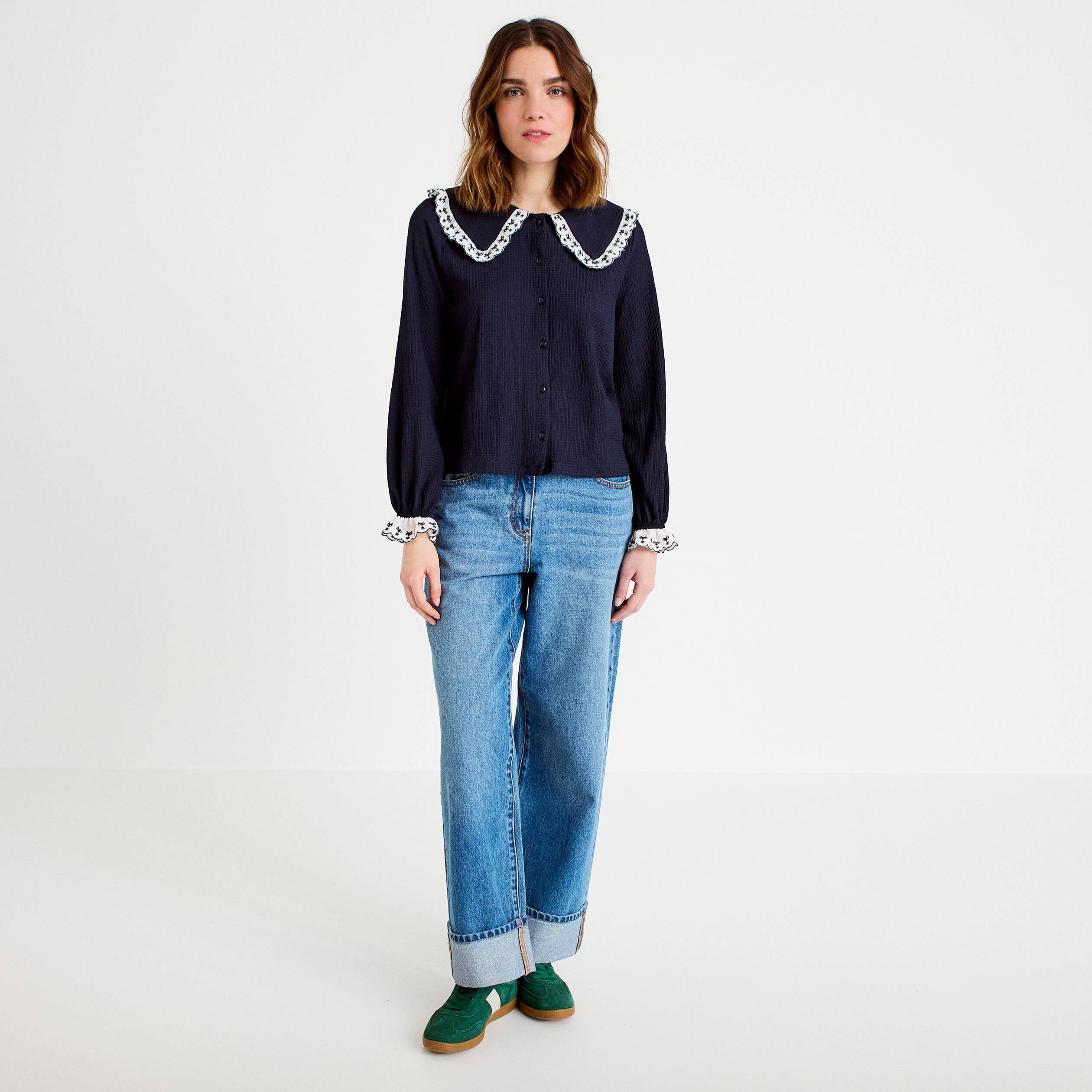 Blouse broderie manches longues bleu marine femme