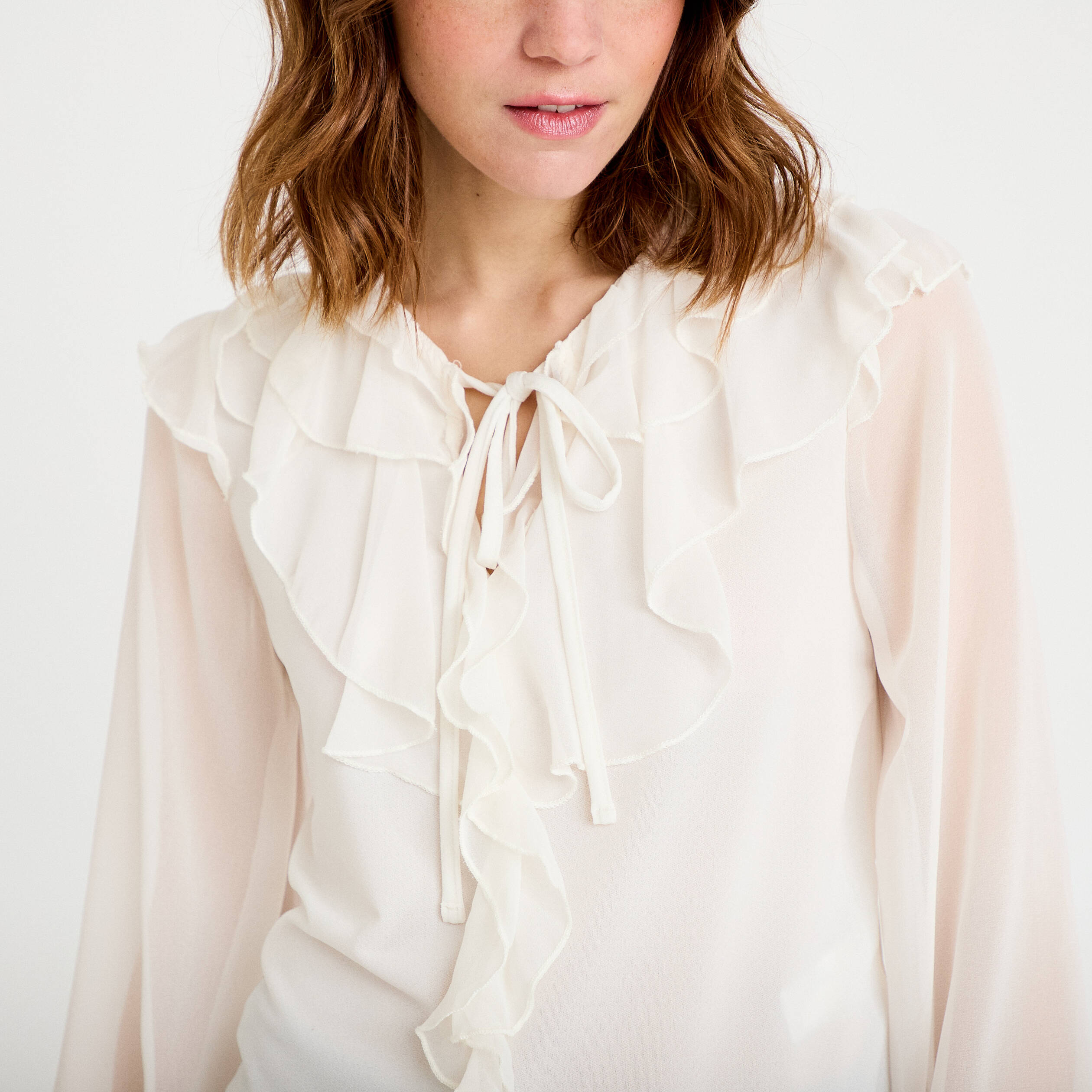 Blouse col v manches longues ecru femme