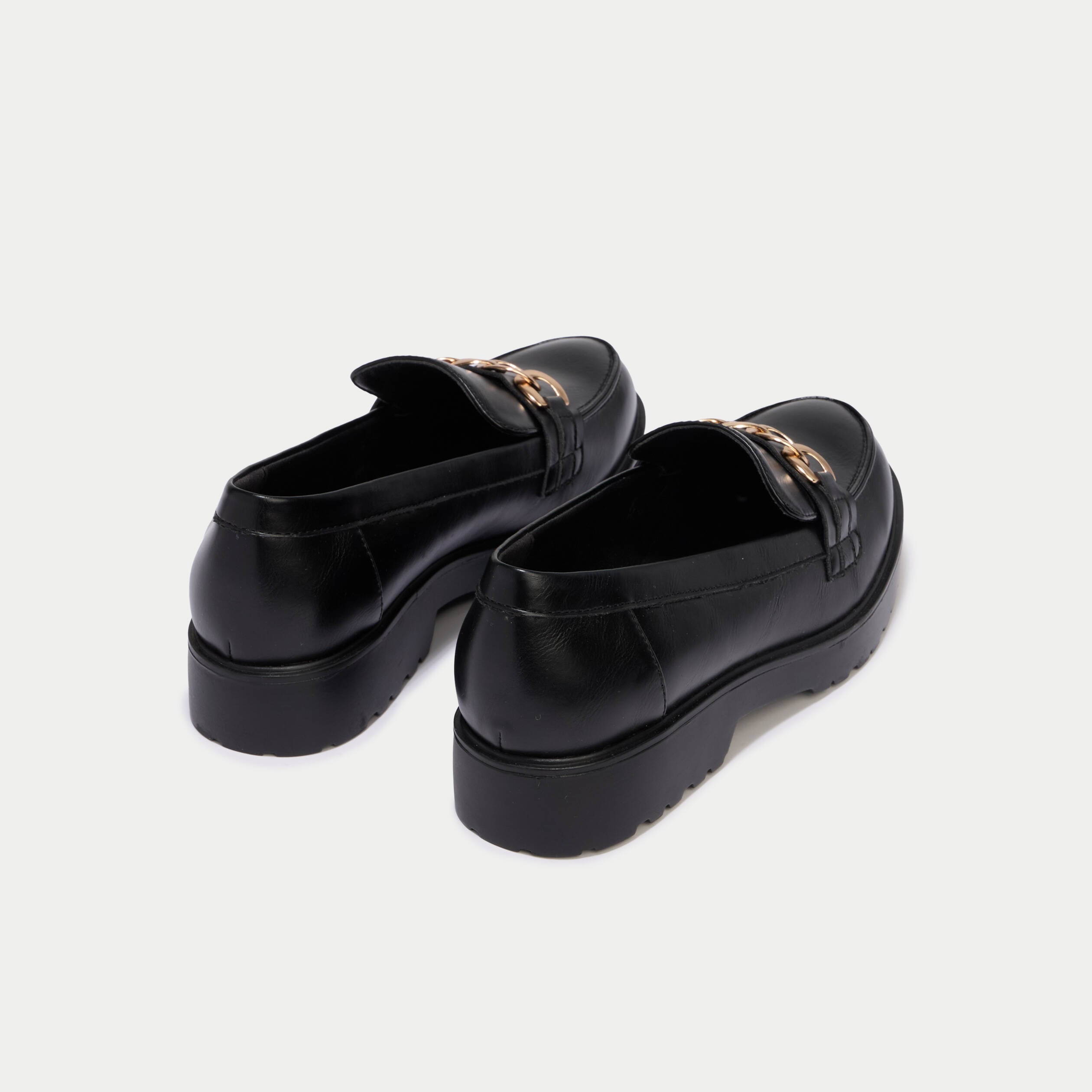 Mocassins avec bijou noir femme