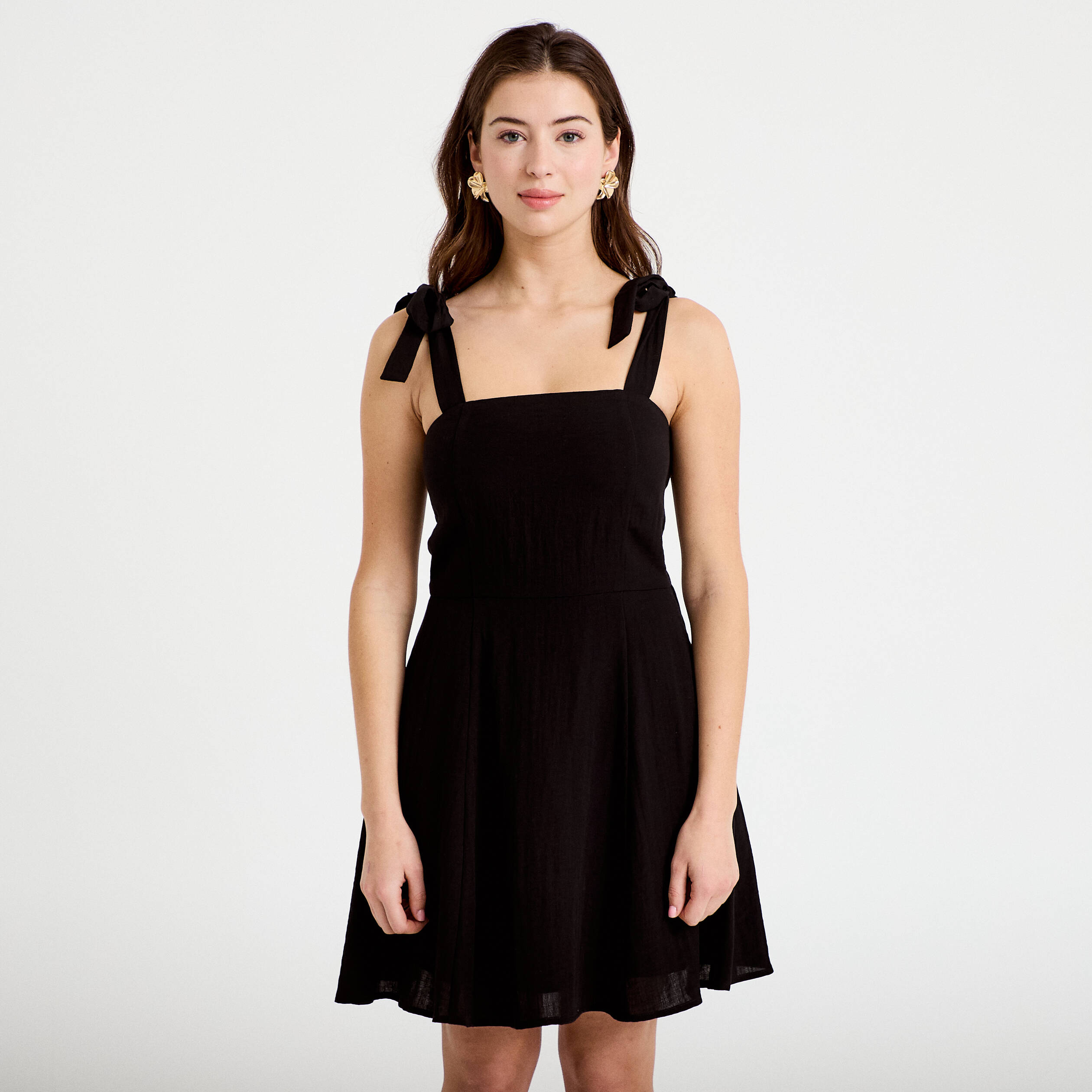 Robe patineuse courte &agrave; fines bretelles noir femme