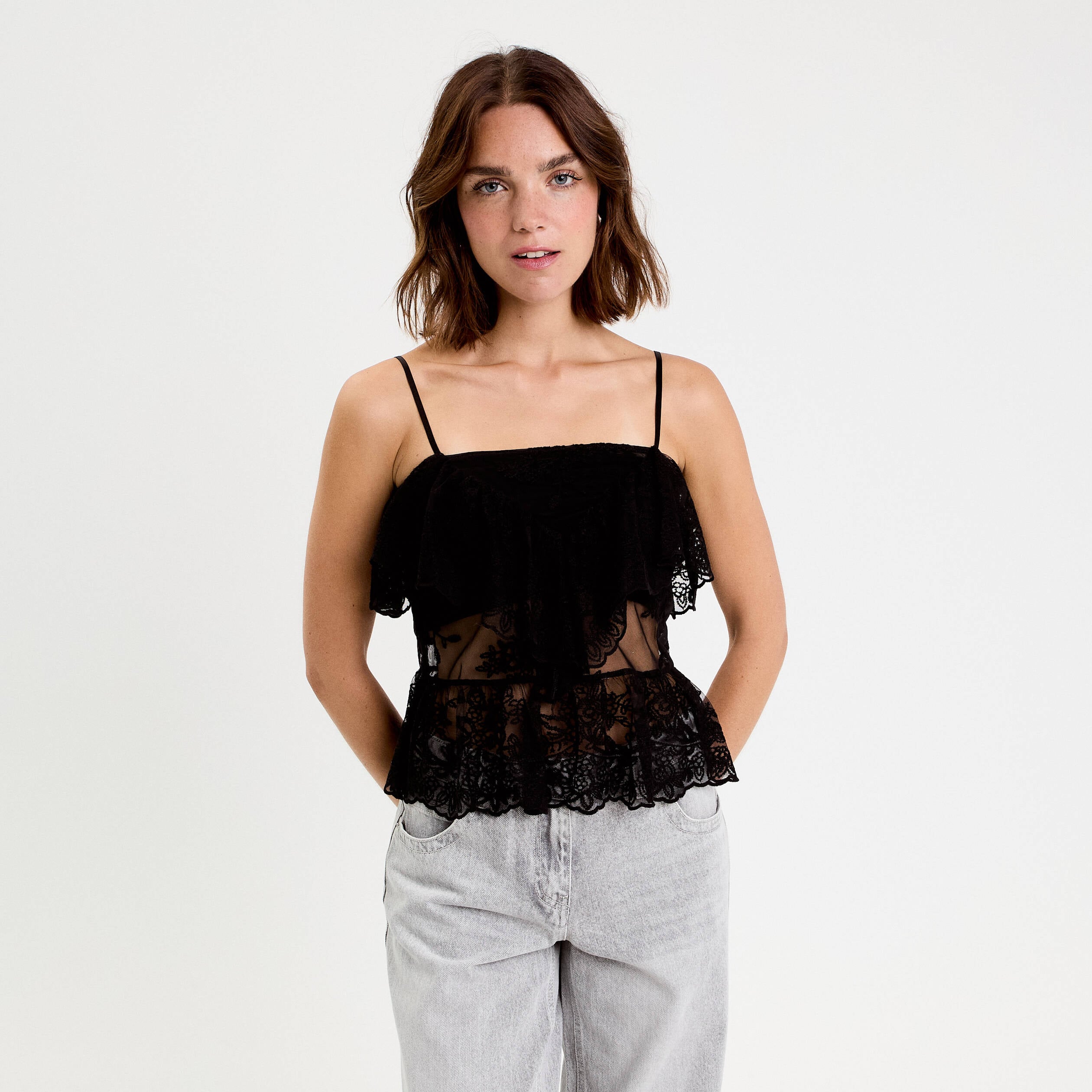 D&eacute;bardeur dentelle noir femme