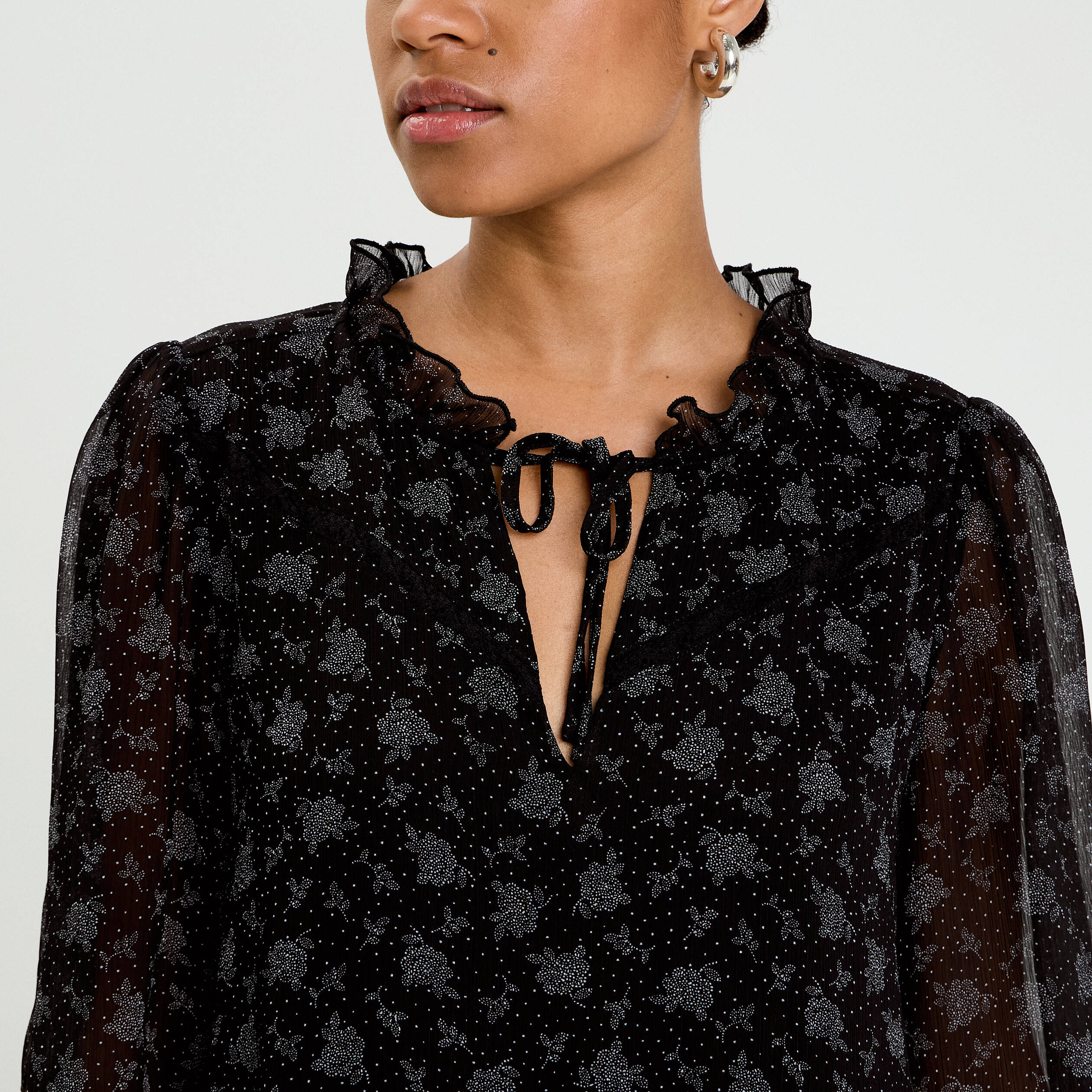 Robe &eacute;vas&eacute;e en voile noir femme