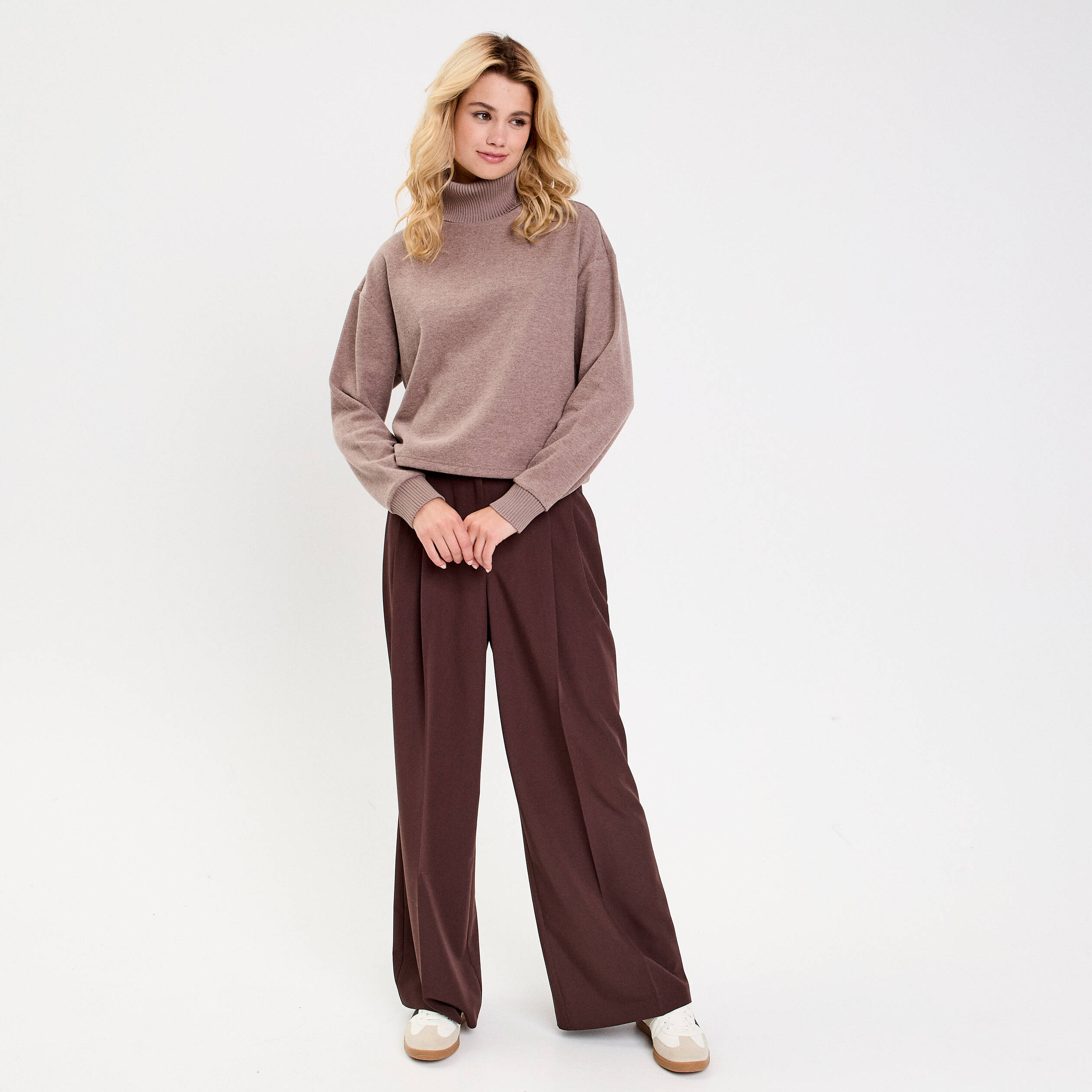 Sweat col roul&eacute; manches longues terracotta femme