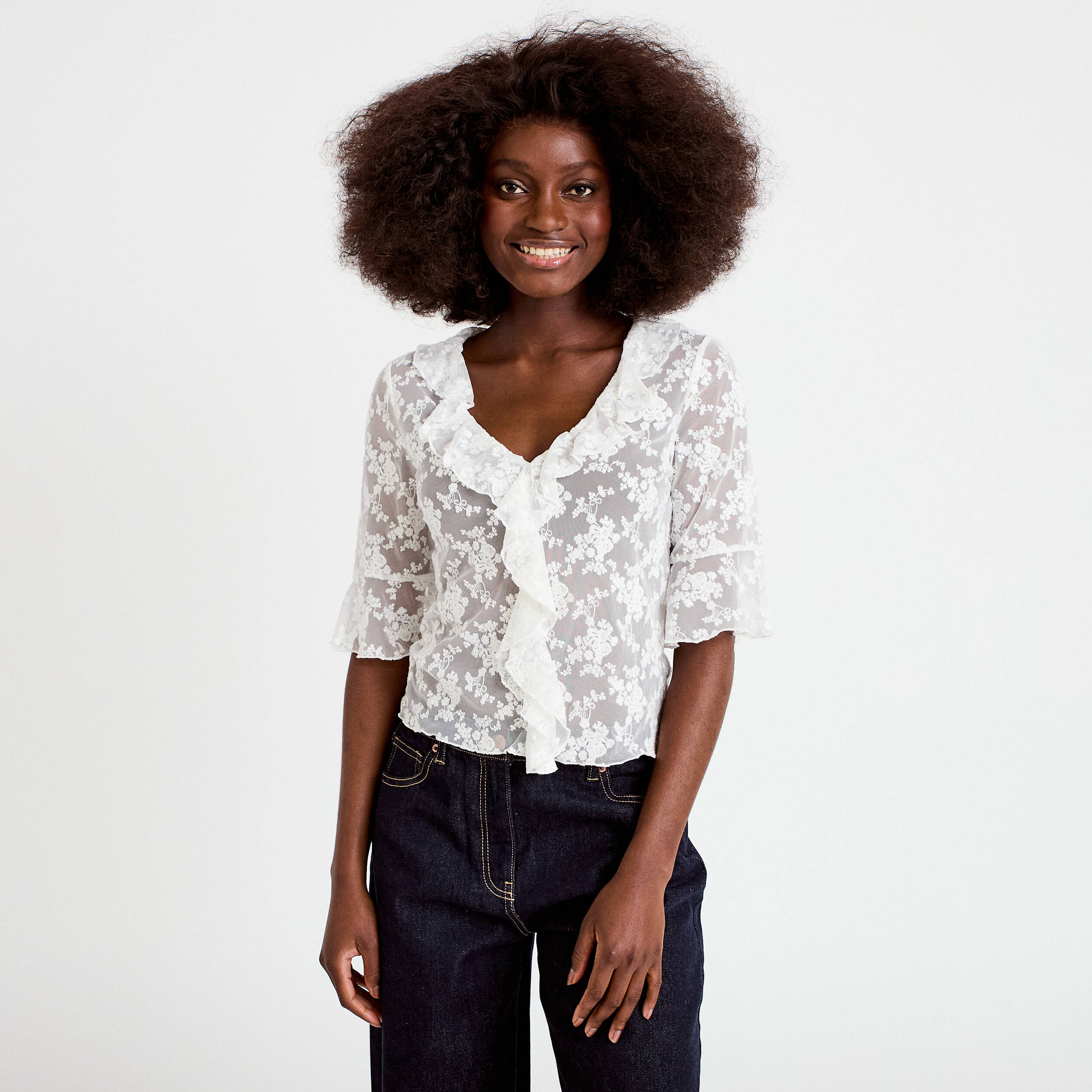 Blouse dentelle &agrave; volants ecru femme