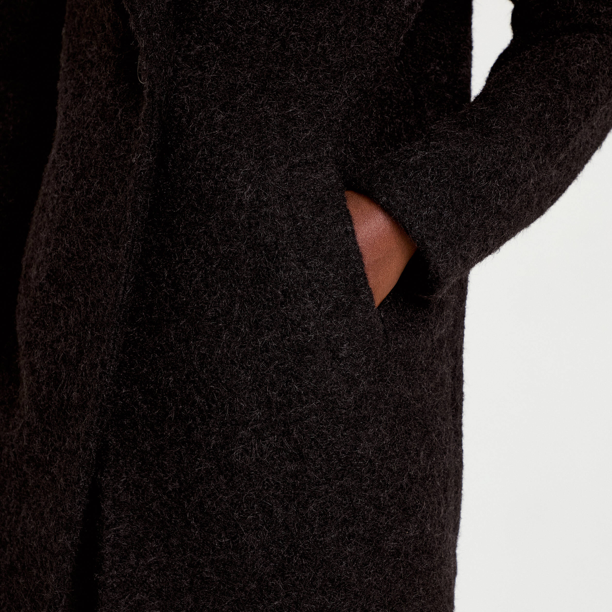 Manteau droit mi-long col tailleur noir femme