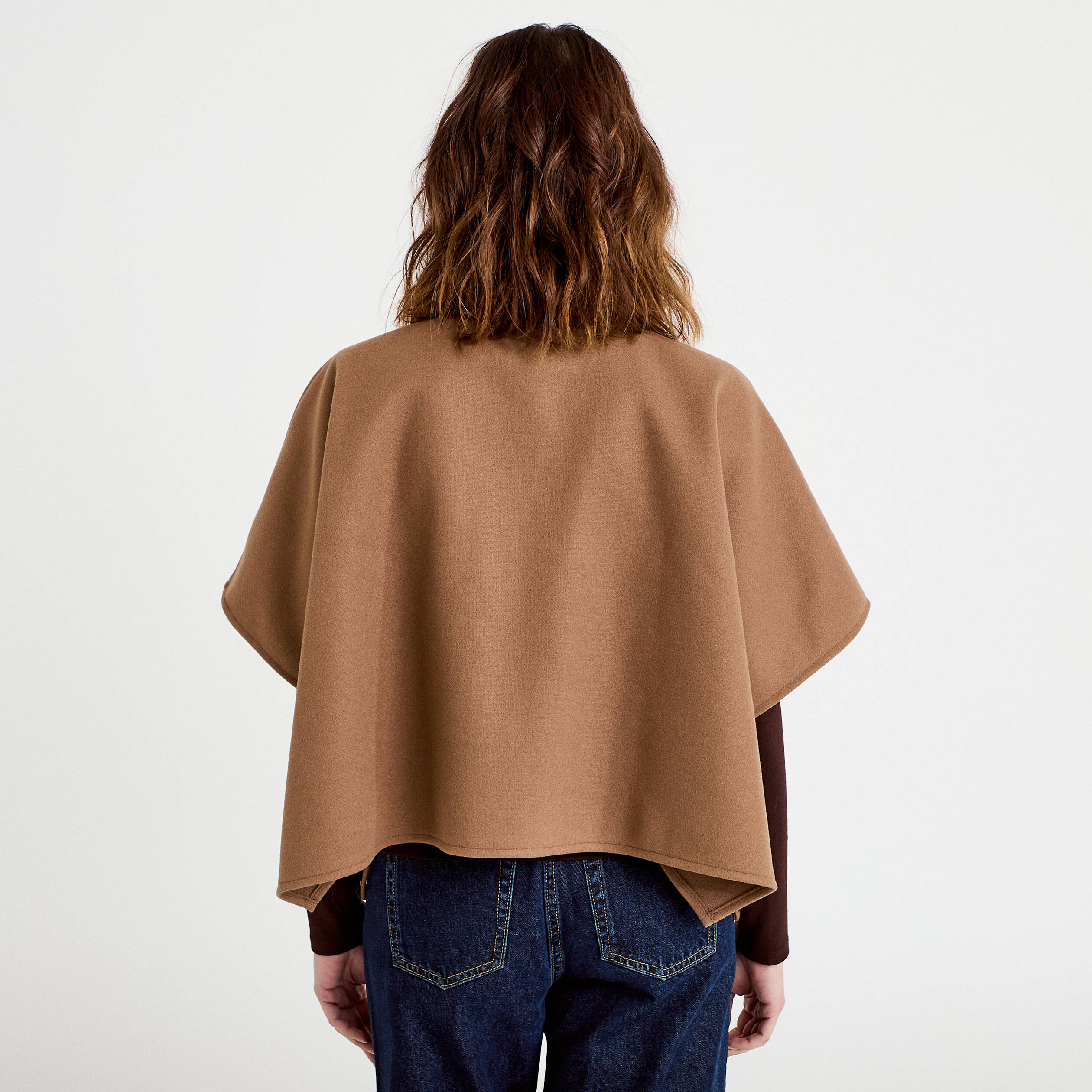 Poncho col am&eacute;ricain beige femme