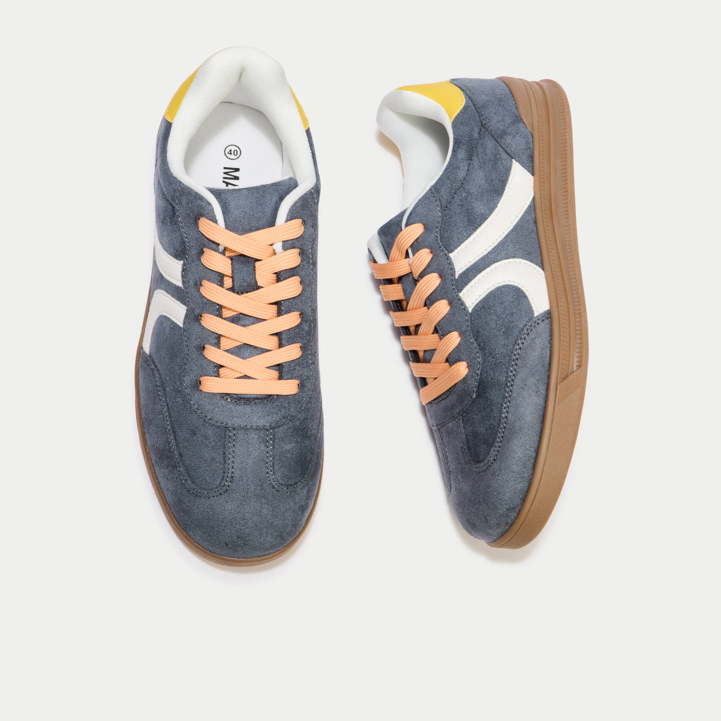 Basket aspect daim gris femme