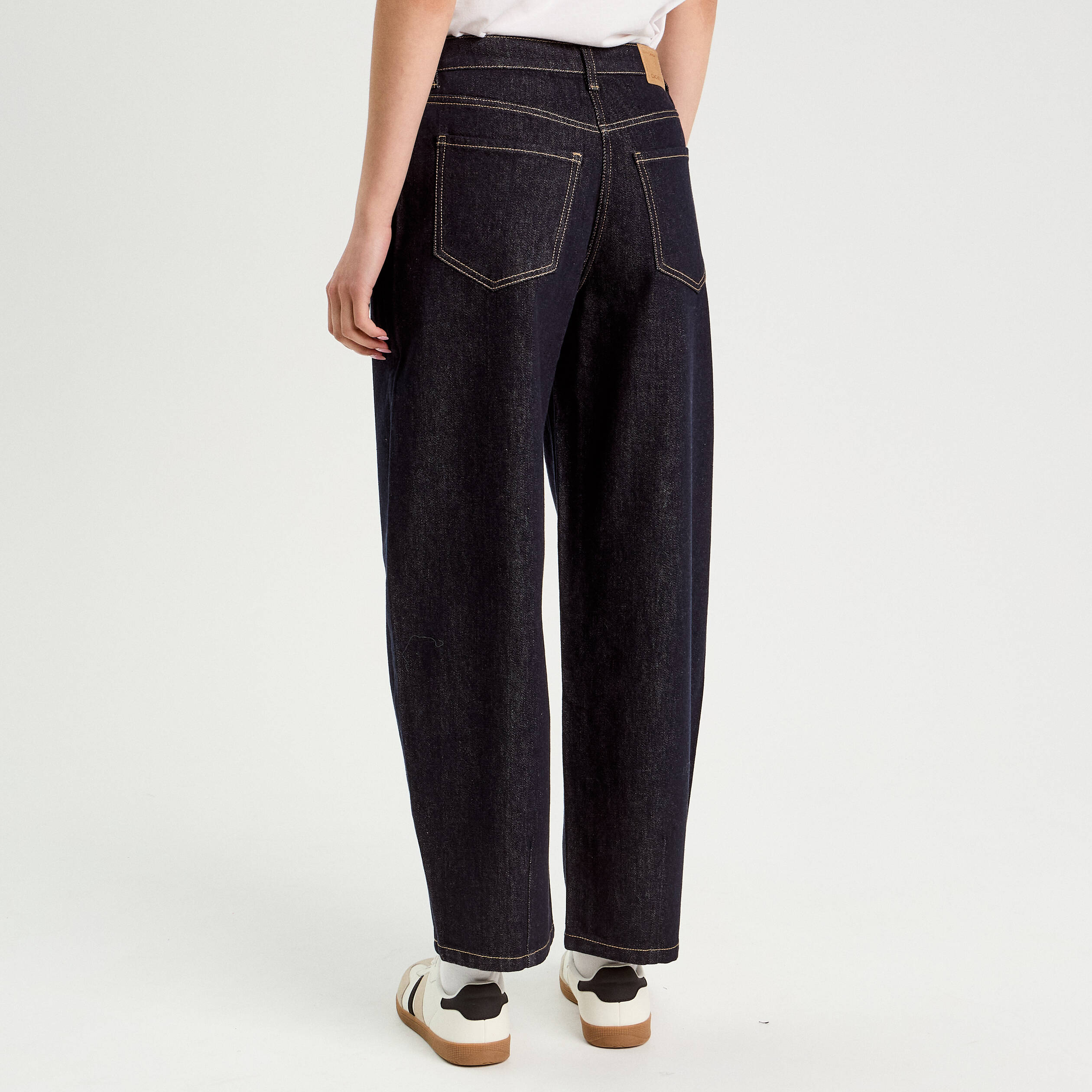 Jean barrel cropped taille standard denim brut femme