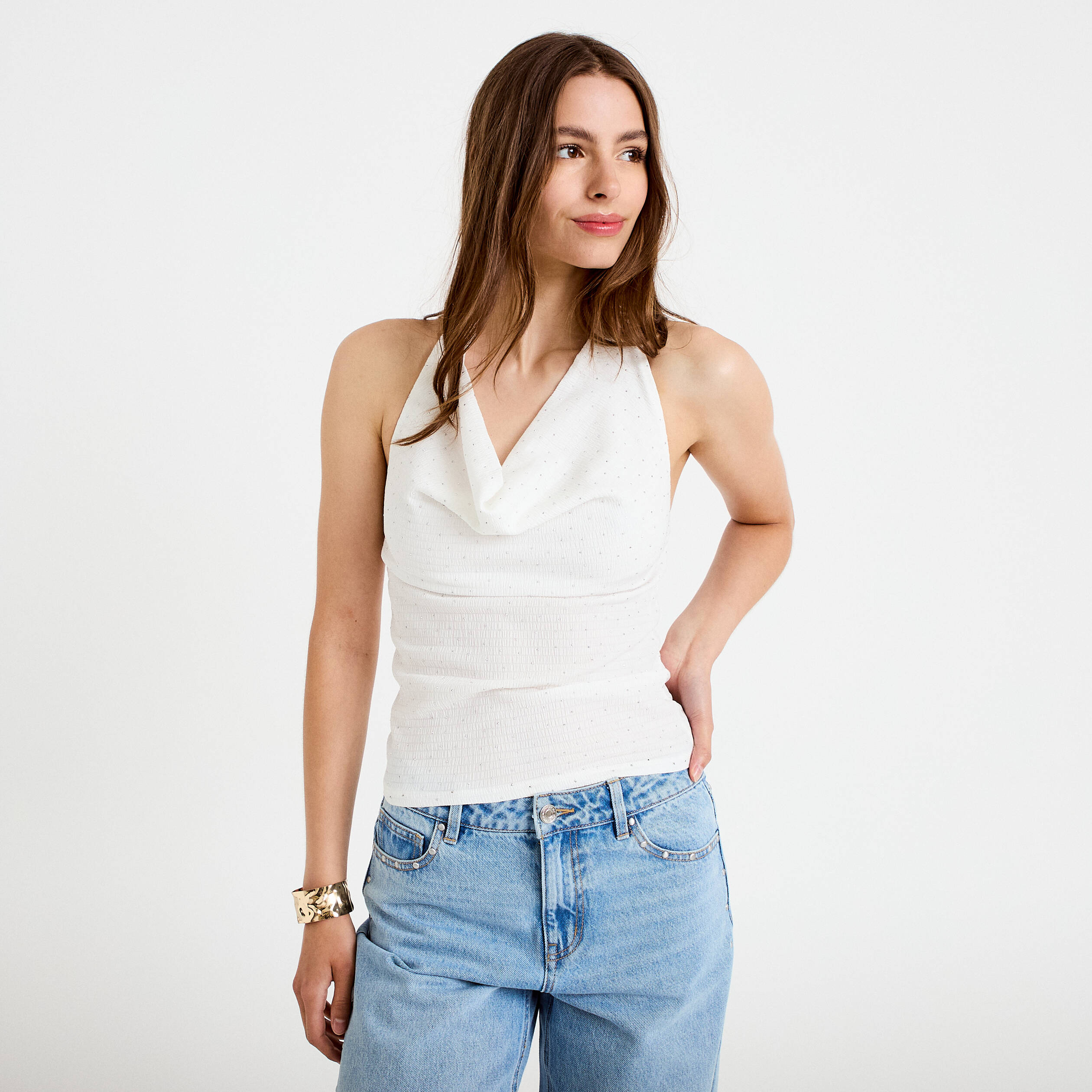 Top ajust&eacute; sans manches col b&eacute;nitier ecru femme