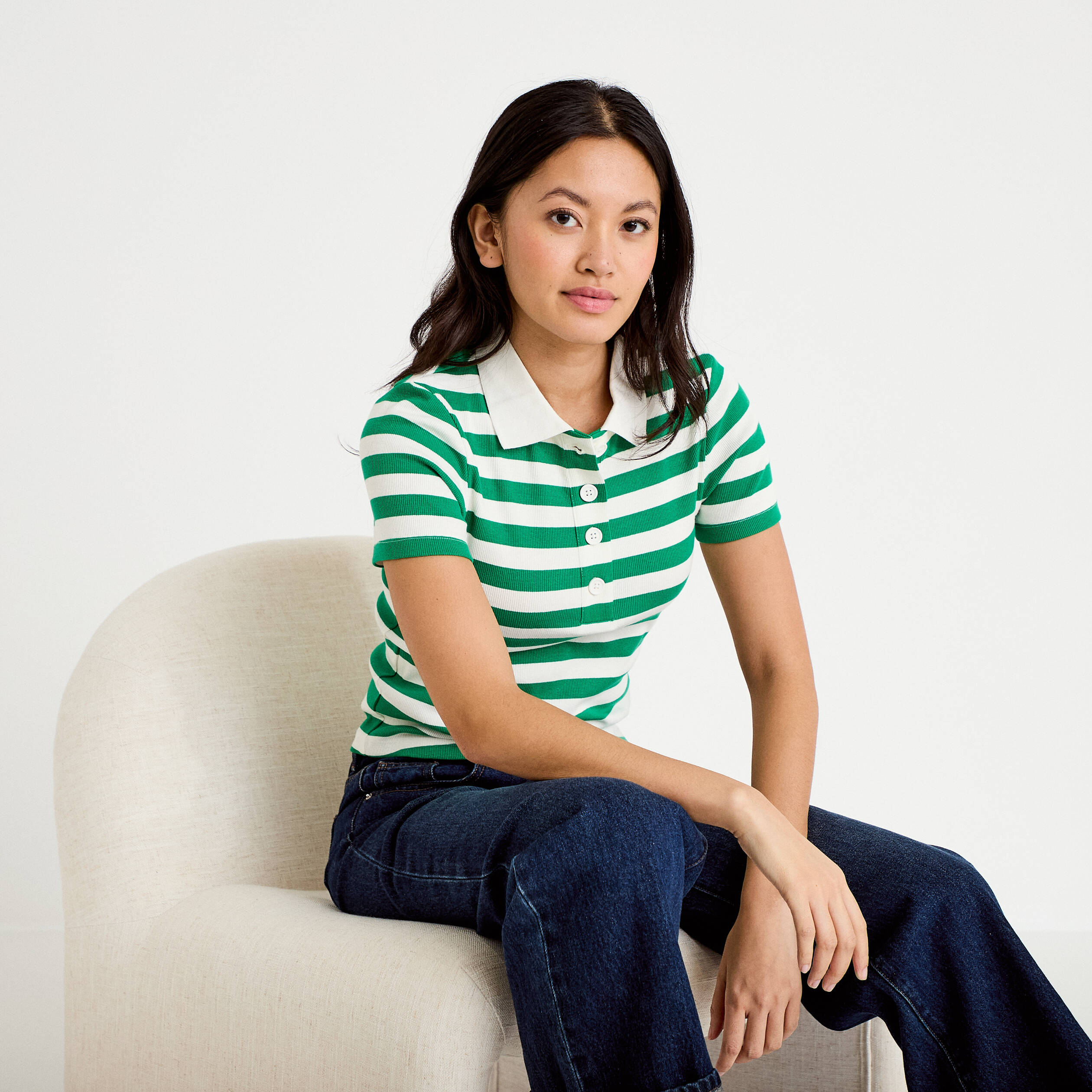 T-shirt c&ocirc;tel&eacute; col polo vert femme
