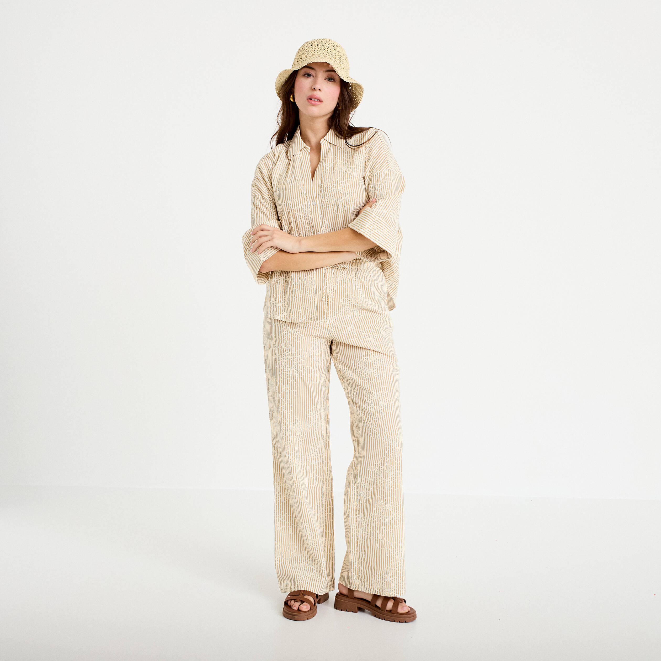 Pantalon large taille standard beige moyen femme