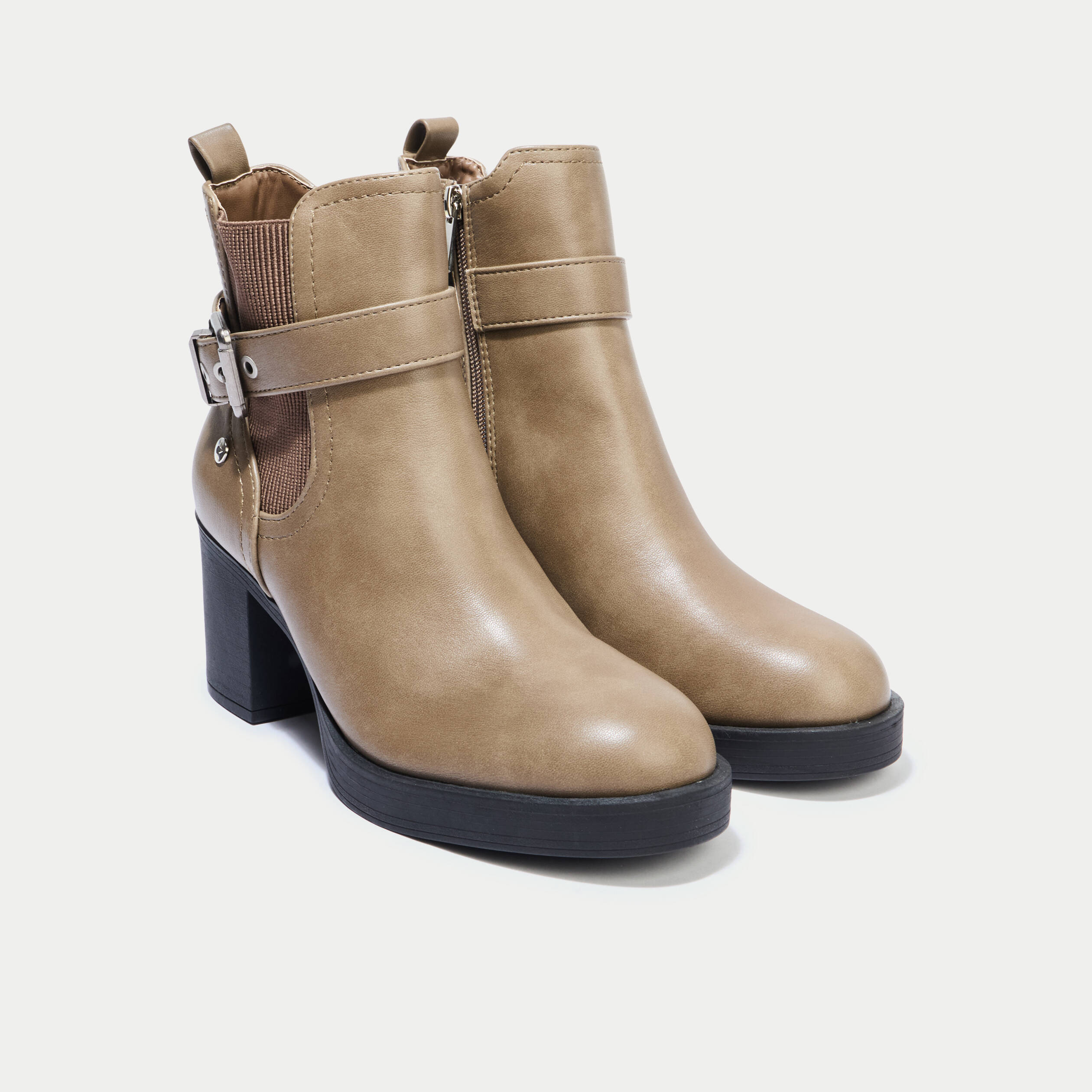 Bottines &agrave; talon taupe femme