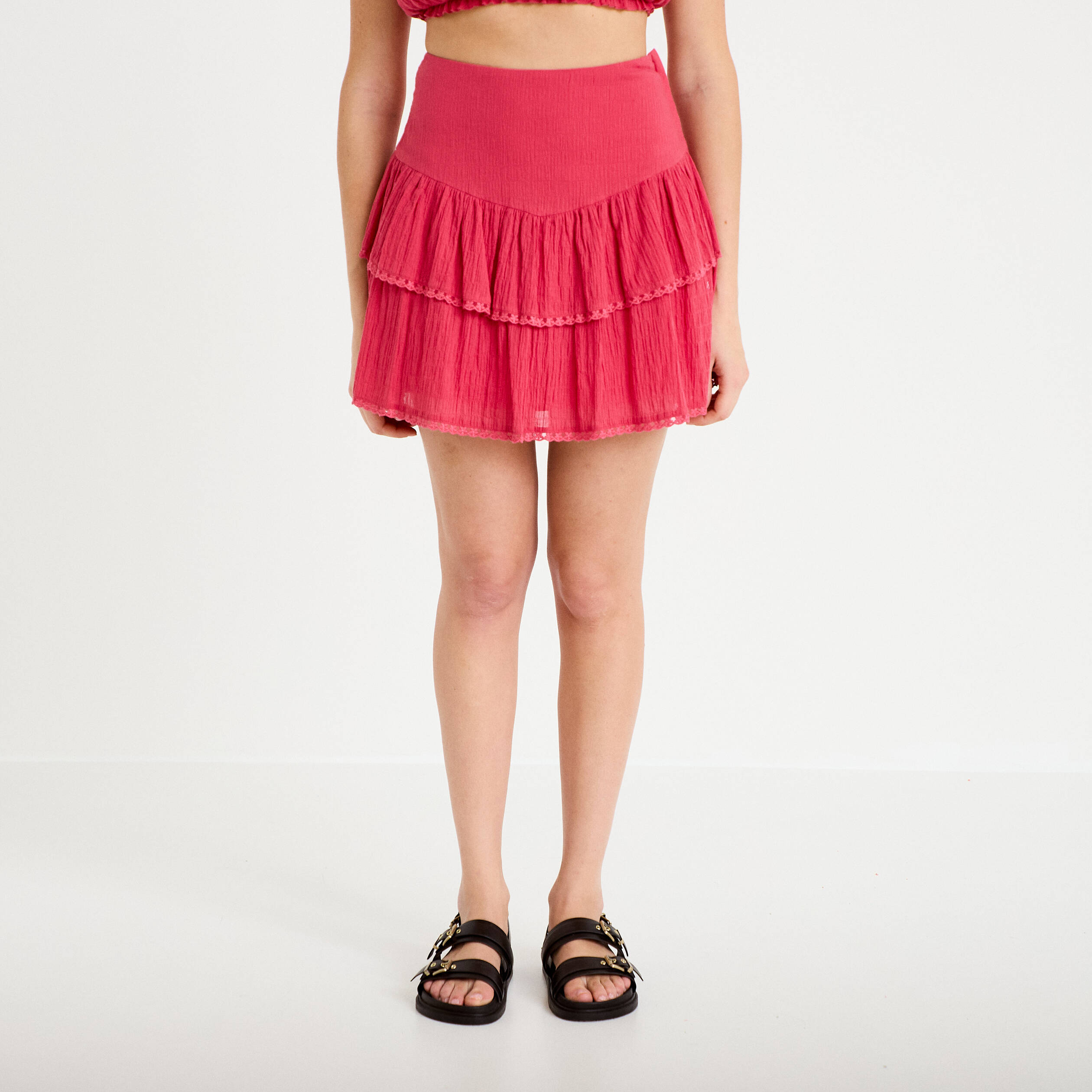Jupe courte &eacute;vas&eacute;e rose framboise femme