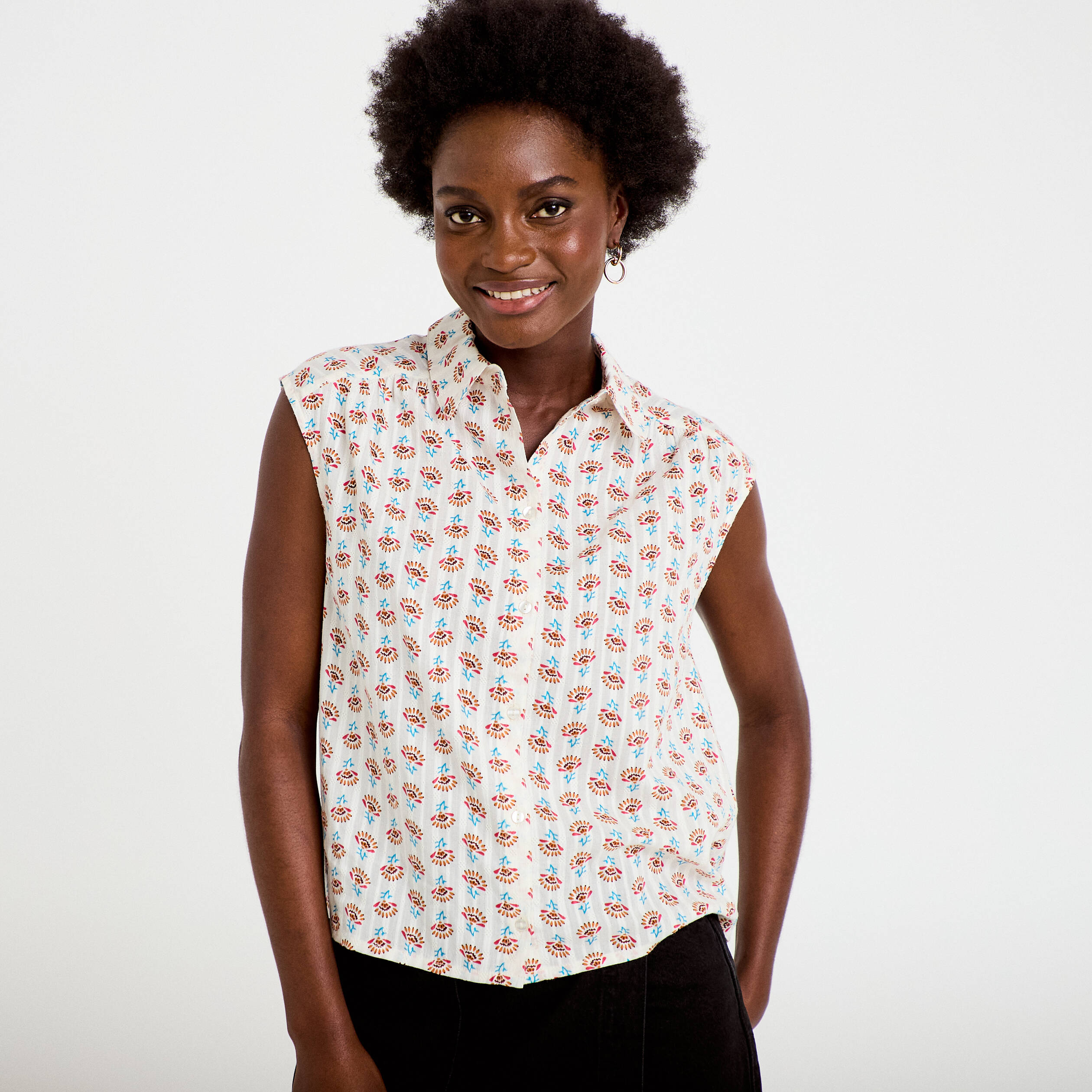 Chemise ample sans manches col classique beige femme