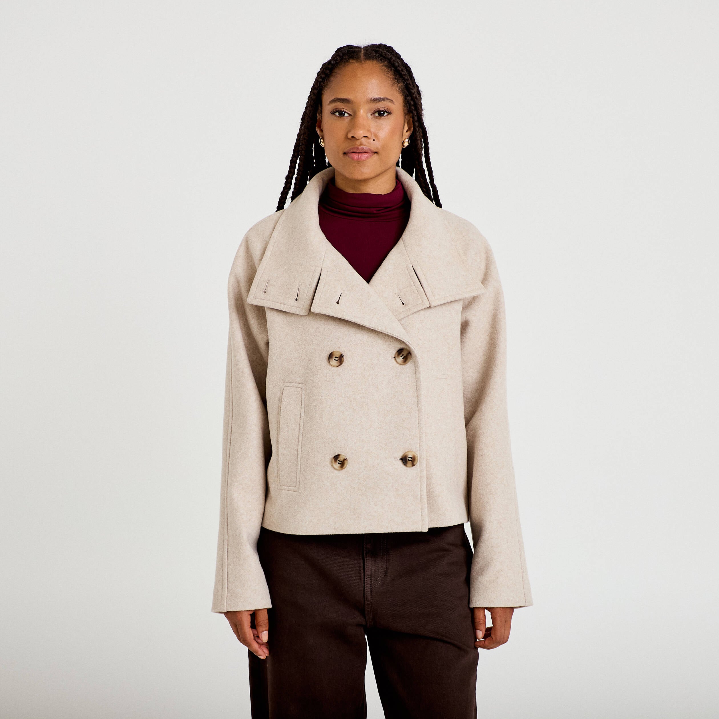 Veste chin&eacute;e col montant manches longues beige femme