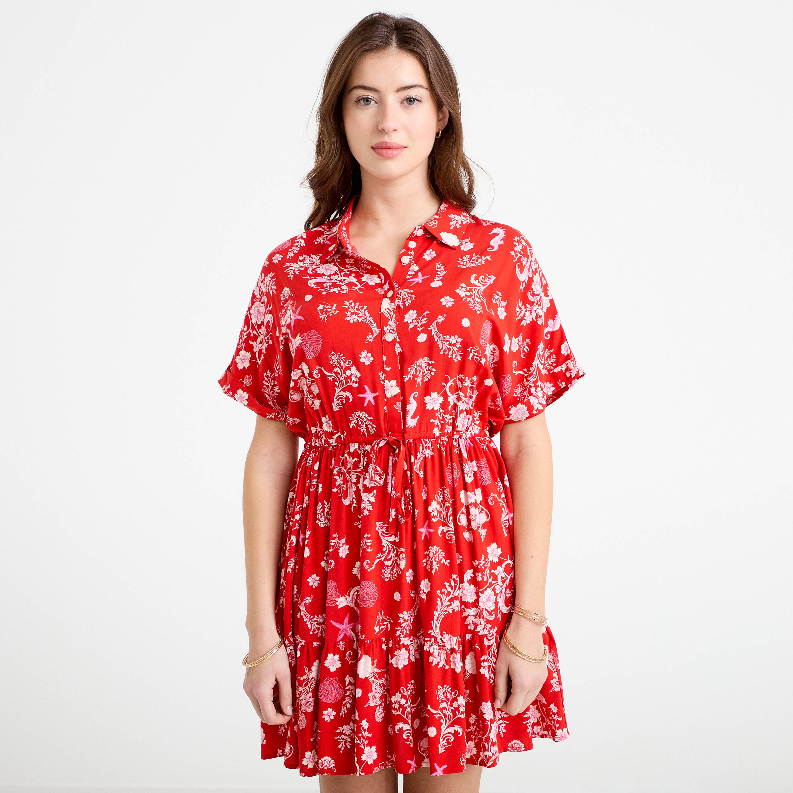 Robe courte &eacute;vas&eacute;e col chemise rouge femme