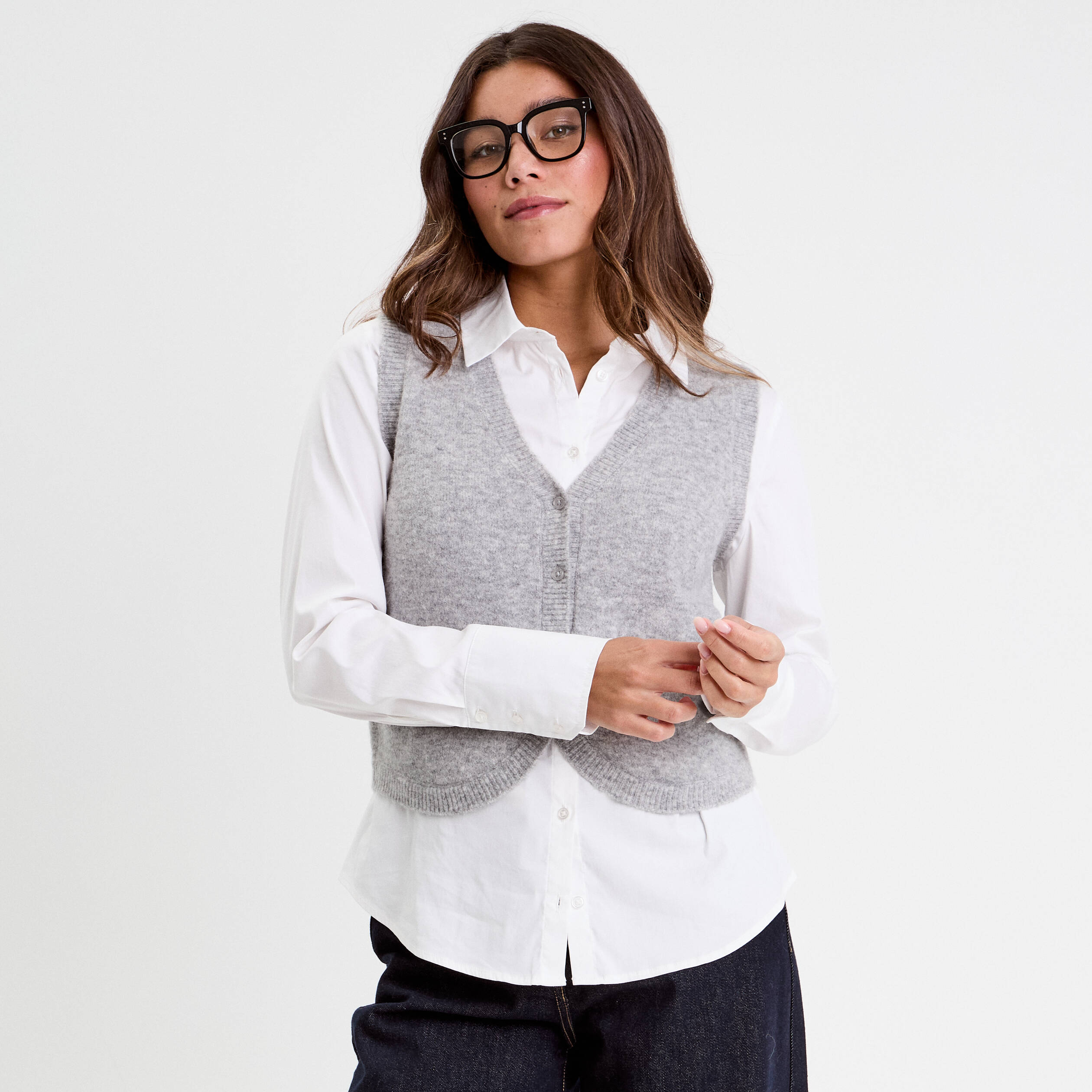 Gilet sans manches ajust&eacute; gris clair femme