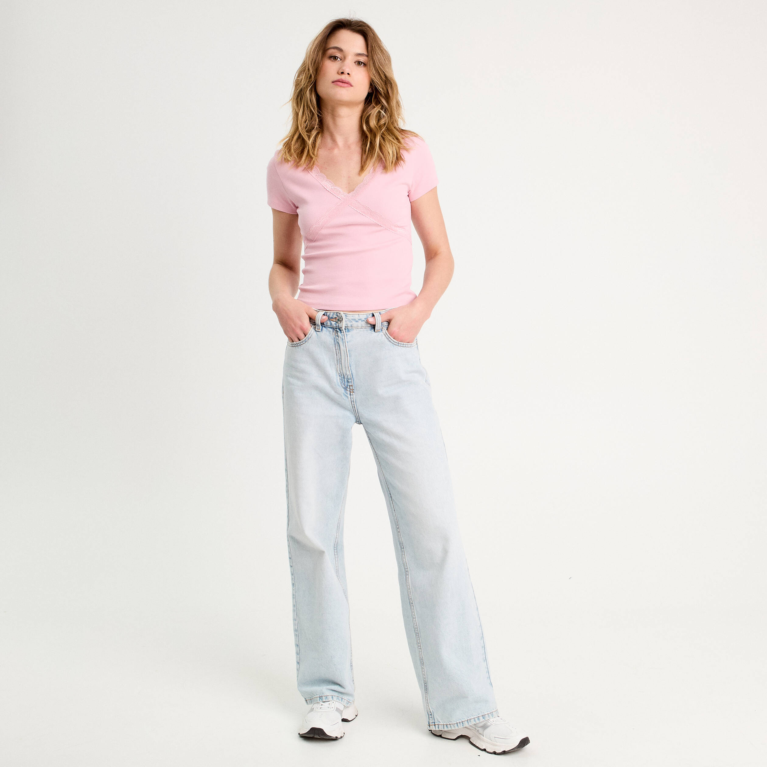 T -shirt manches courtes rose poudr&eacute;e femme