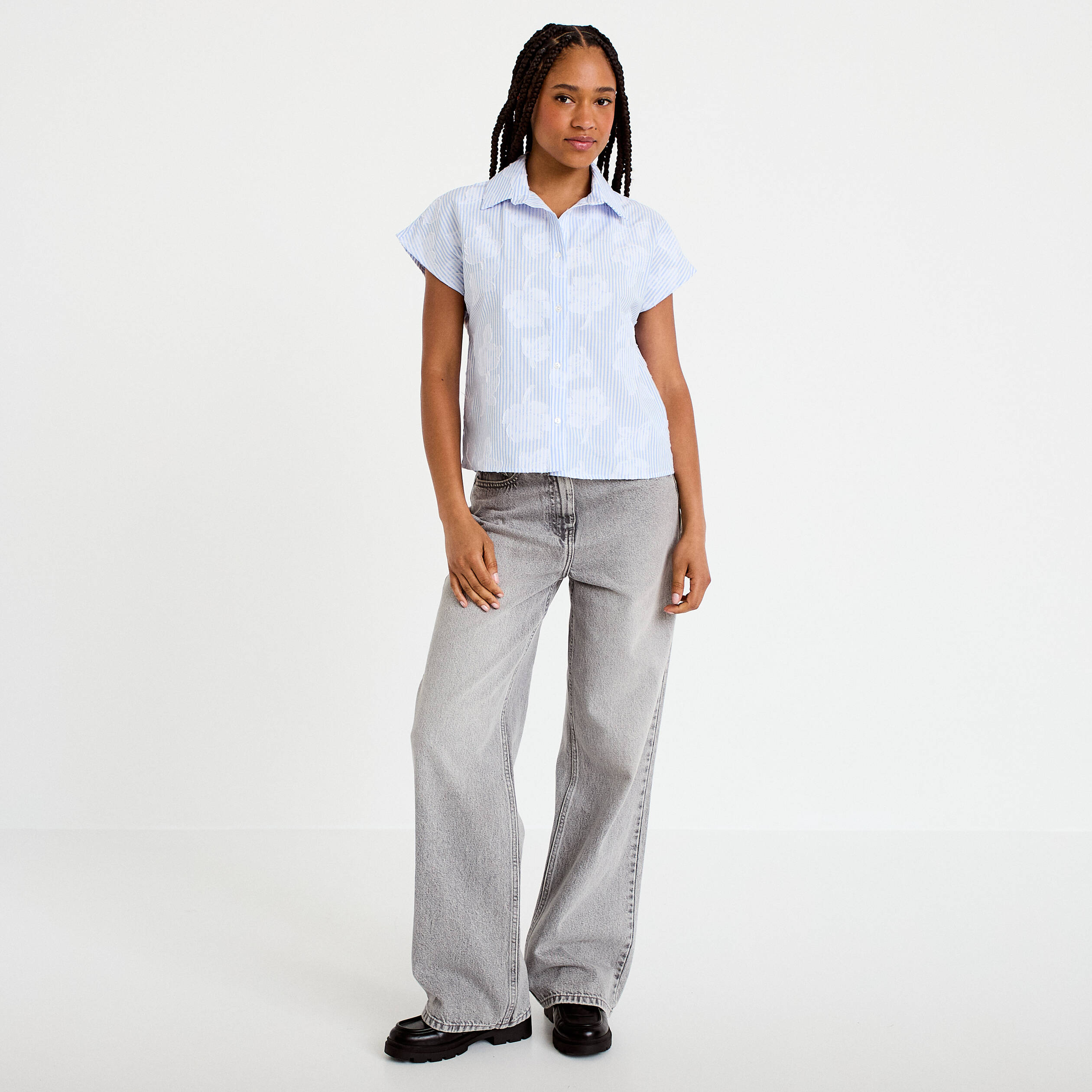Chemise sans manches col am&eacute;ricain bleu ciel femme