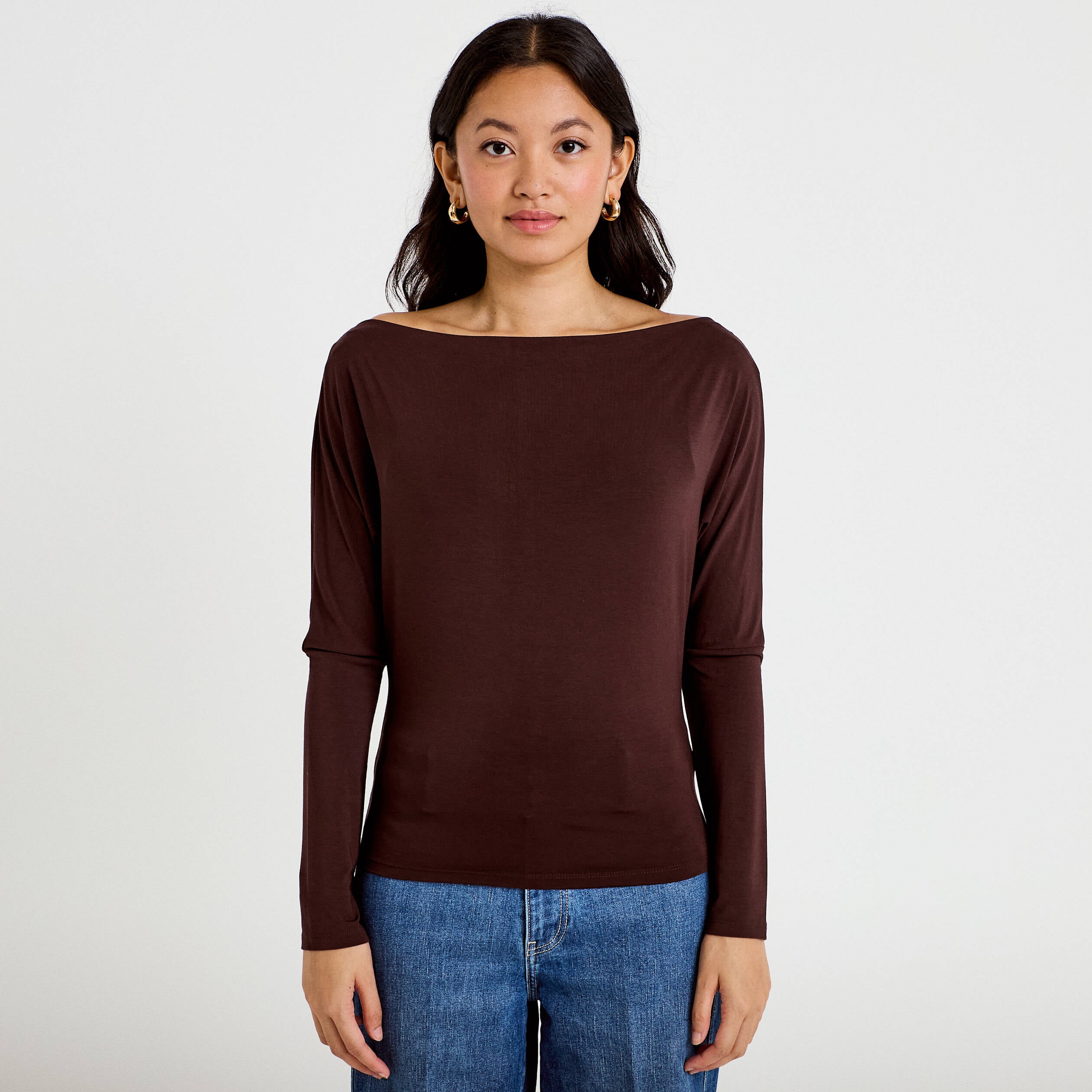 T-shirt col bateau manches longues marron fonc&eacute; femme