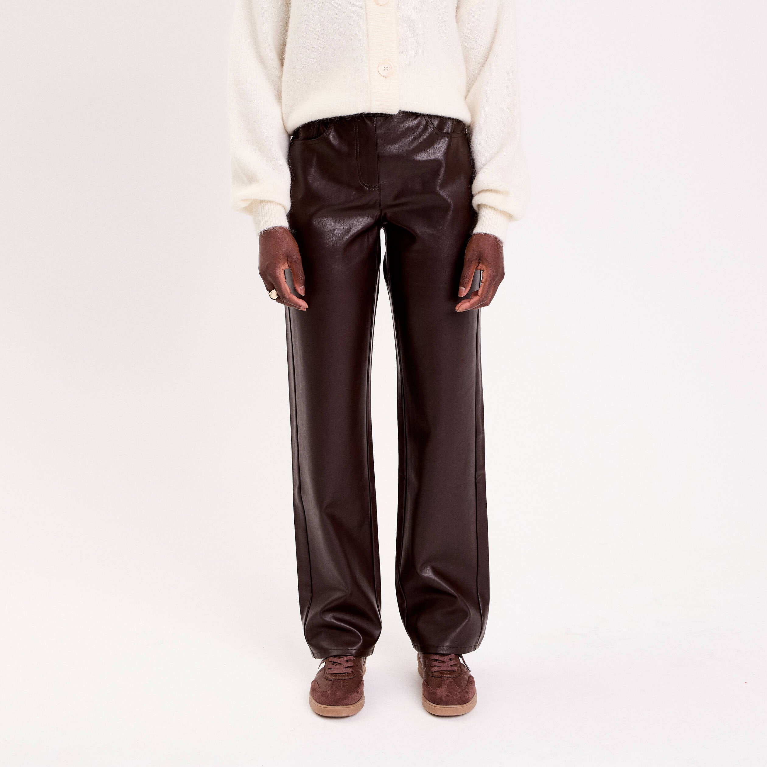 Pantalon large similicuir marron fonc&eacute; femme