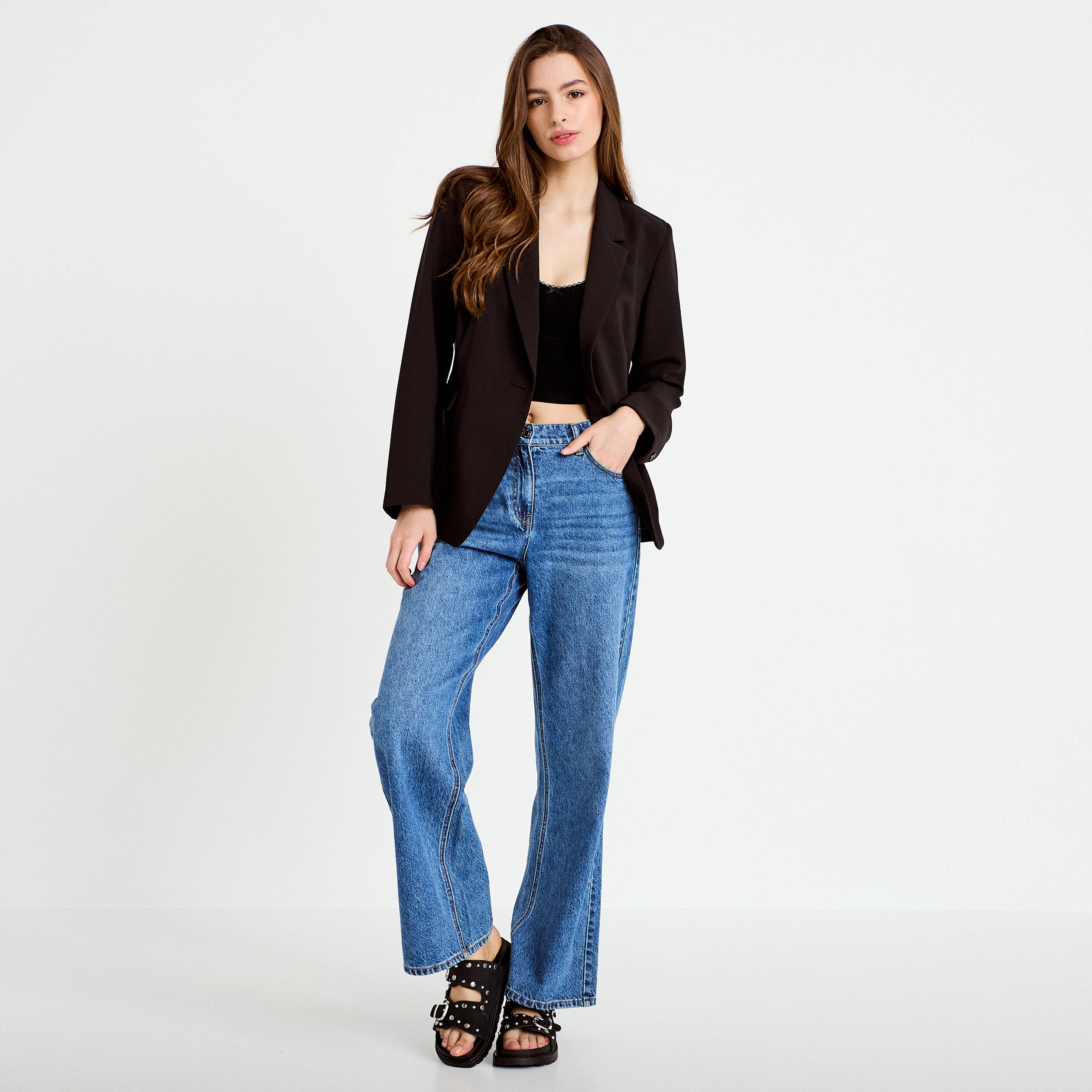Crop top c&ocirc;tel&eacute; noir femme