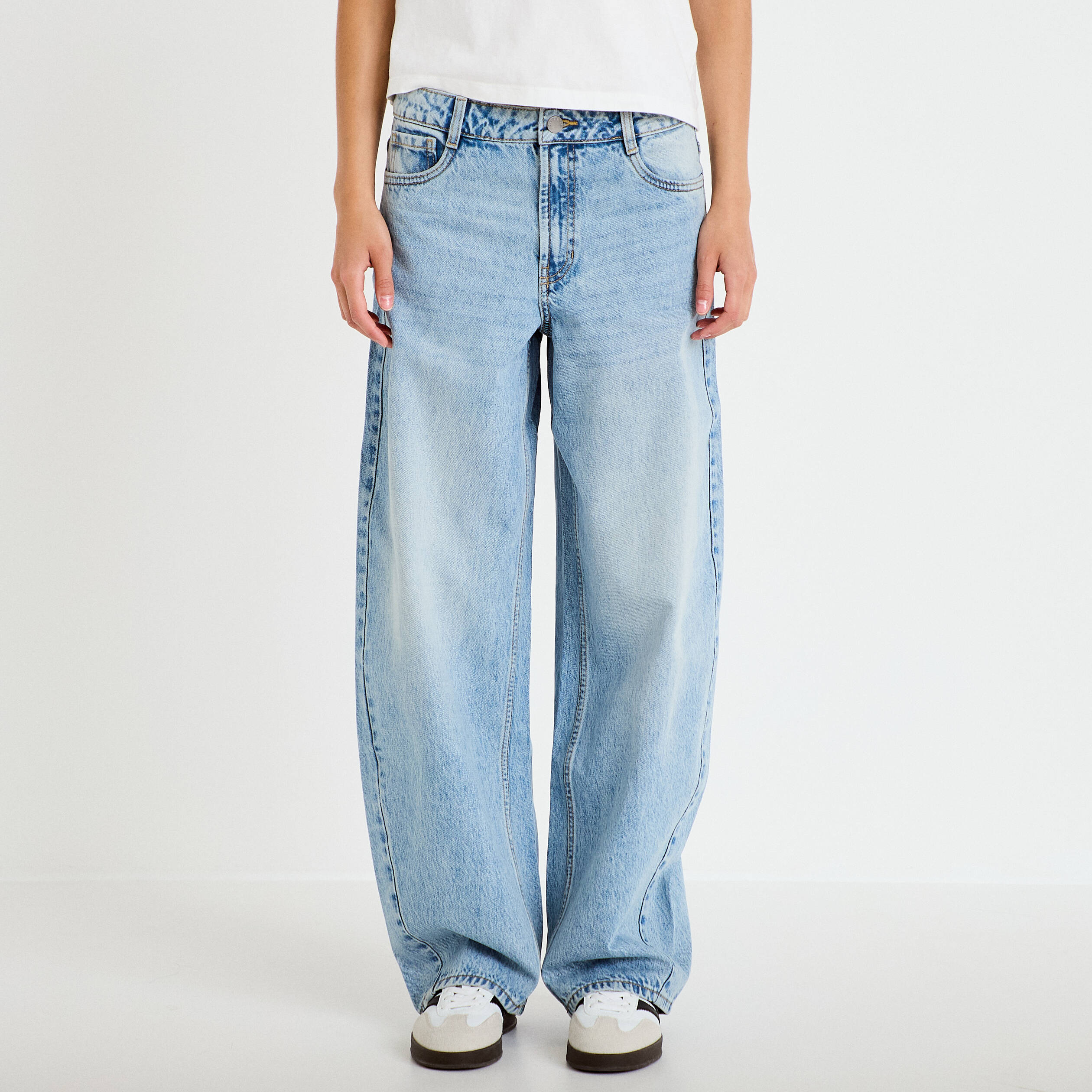 Jean coupe large denim triple stone femme