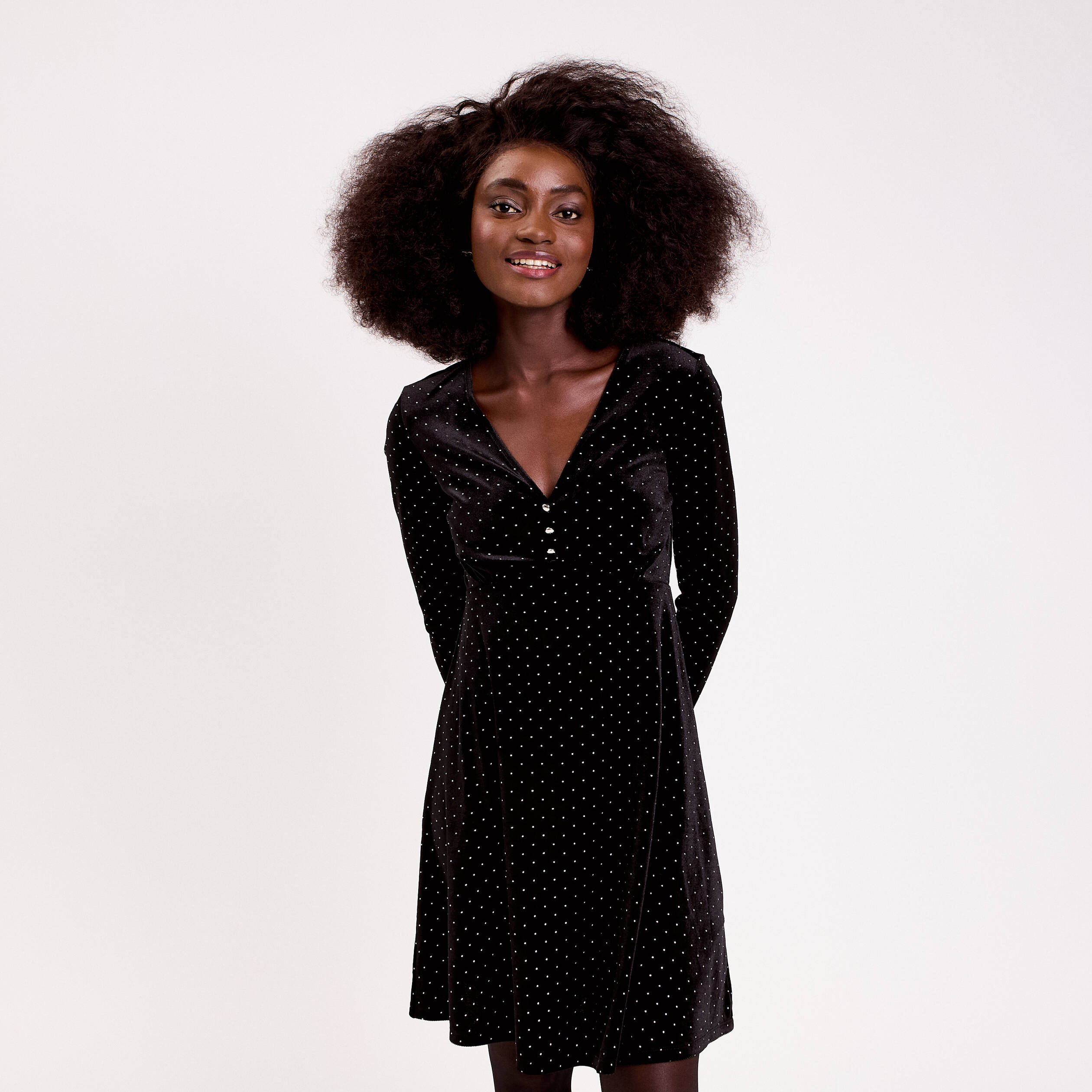 Robe patineuse courte velours col v noir femme