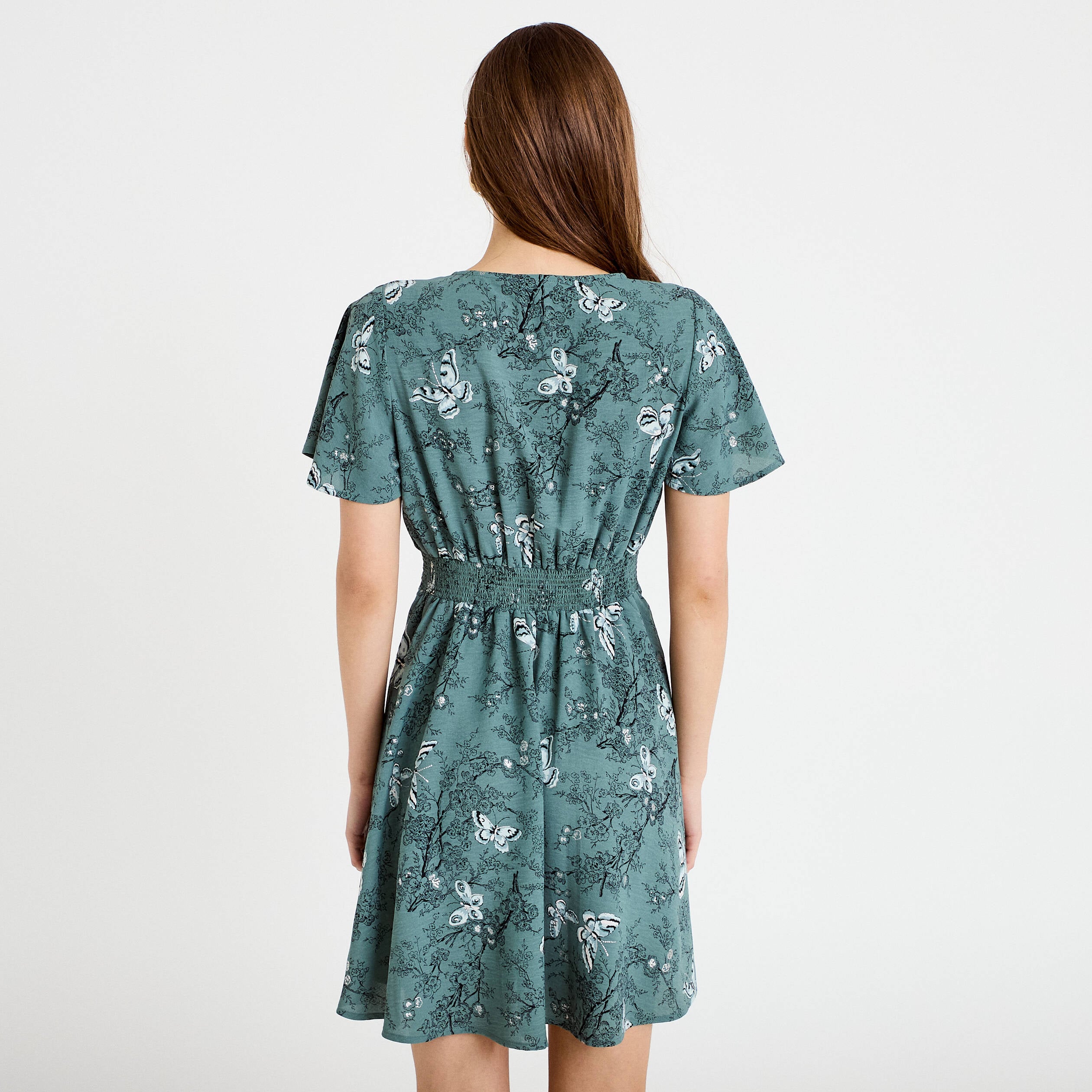 Robe courte &eacute;vas&eacute;e col v manches courtes bleu femme