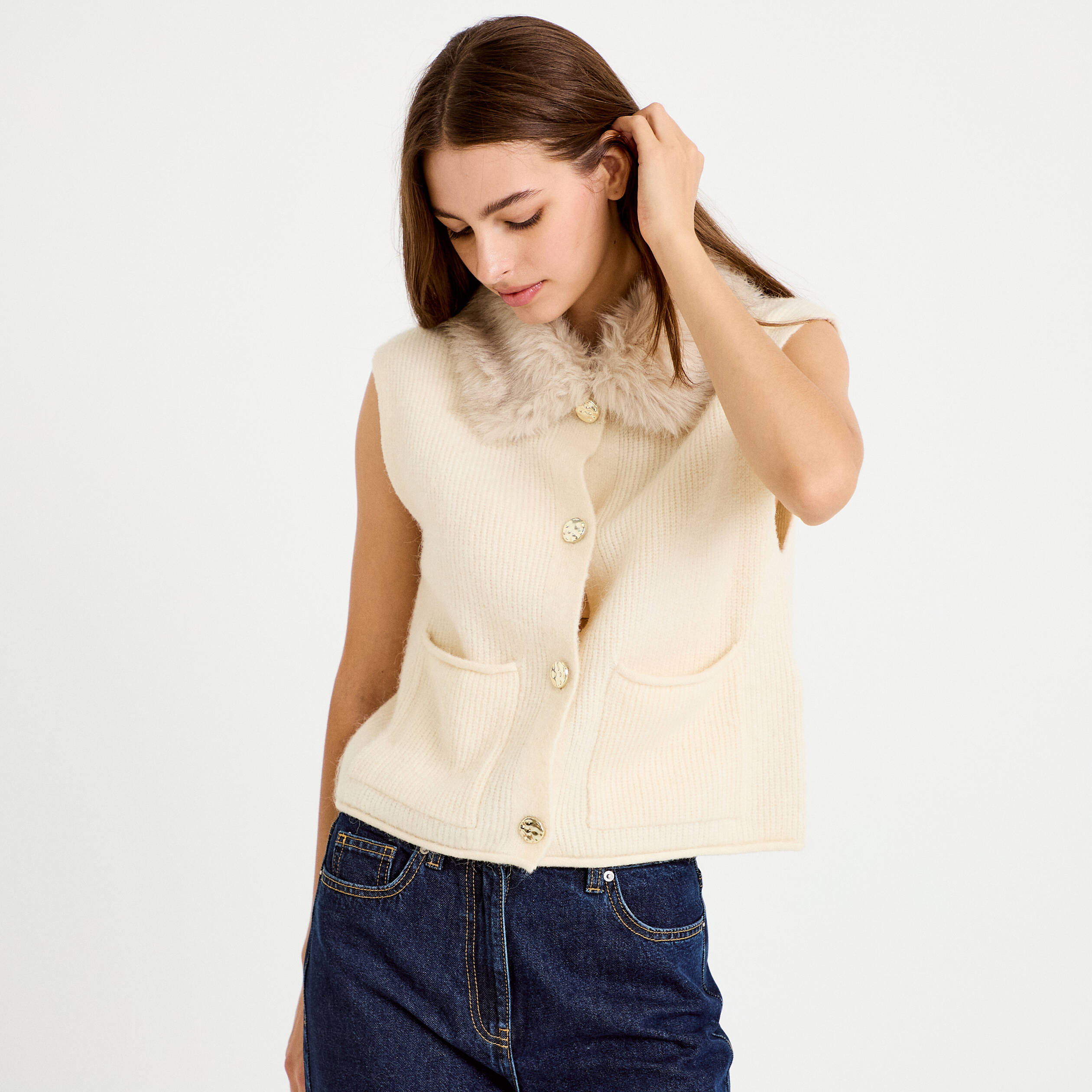 Gilet manches courtes fausse fourrure ecru femme
