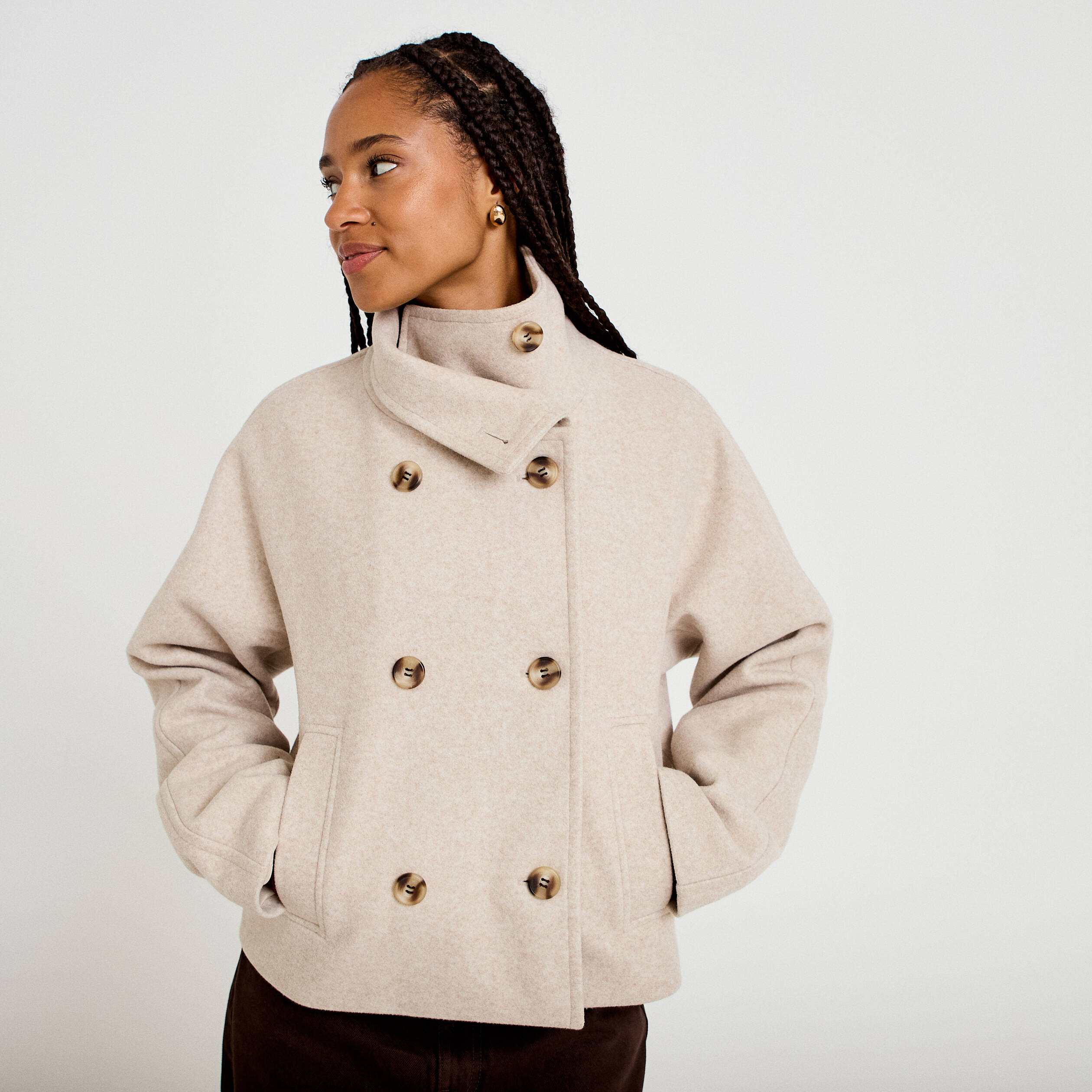 Veste chin&eacute;e col montant manches longues beige femme