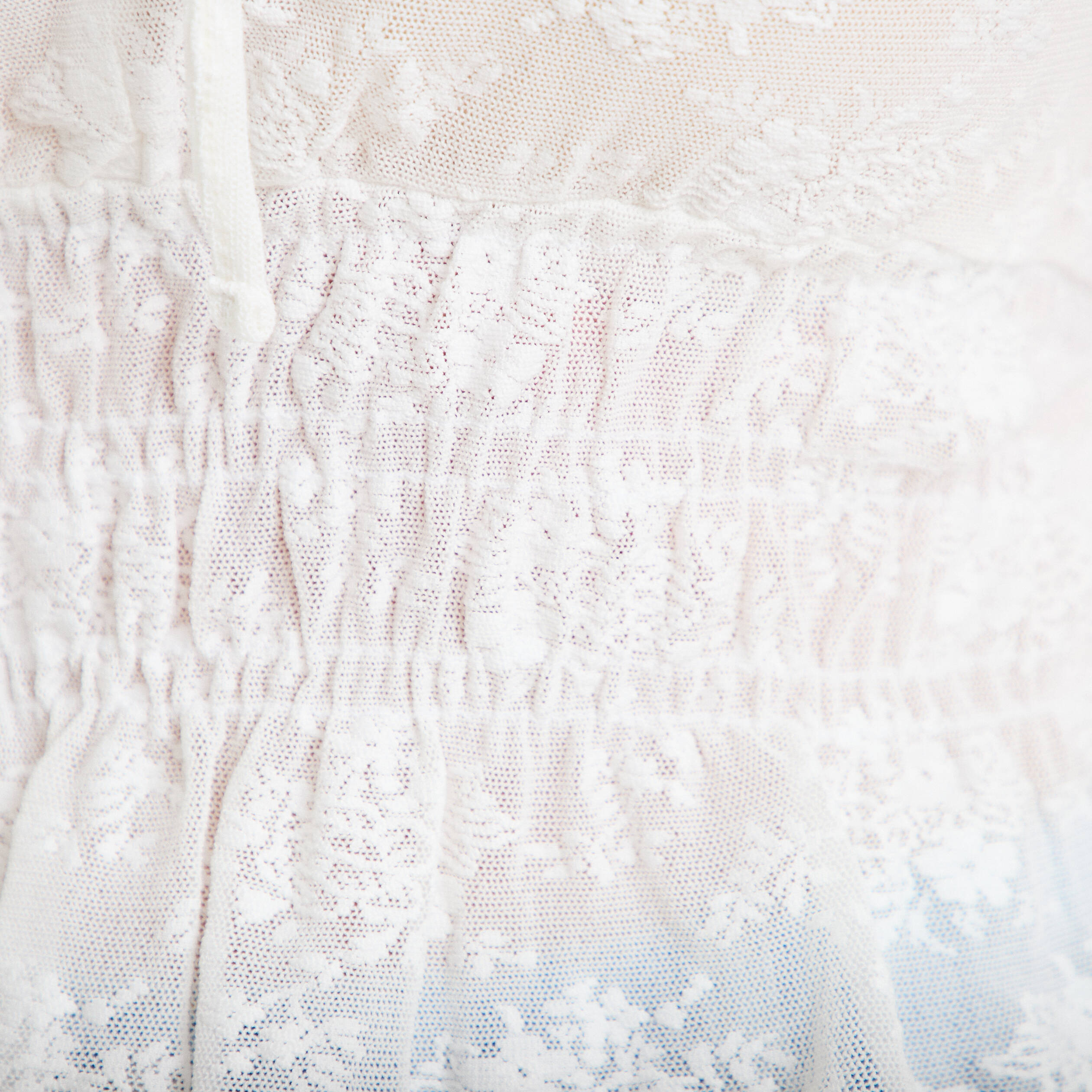 Blouse cintr&eacute;e col carr&eacute; dentelle ecru femme