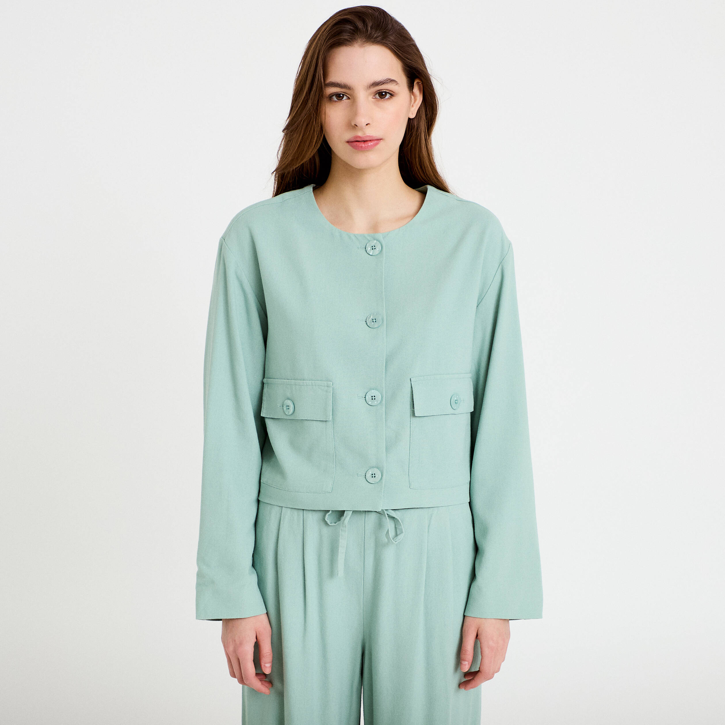 Veste coupe droite courte vert pastel femme