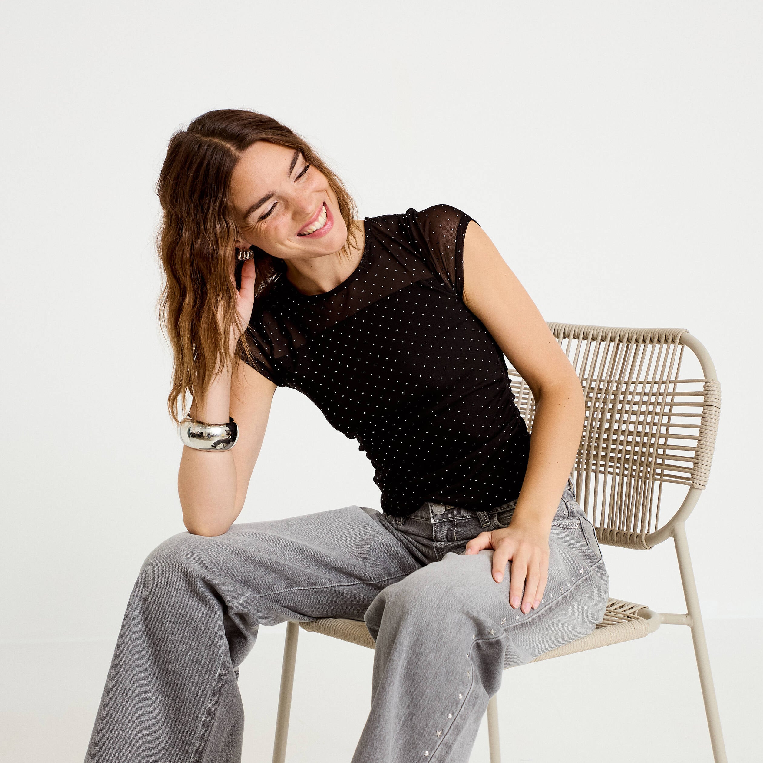 Top ajust&eacute; col rond manches courtes noir femme