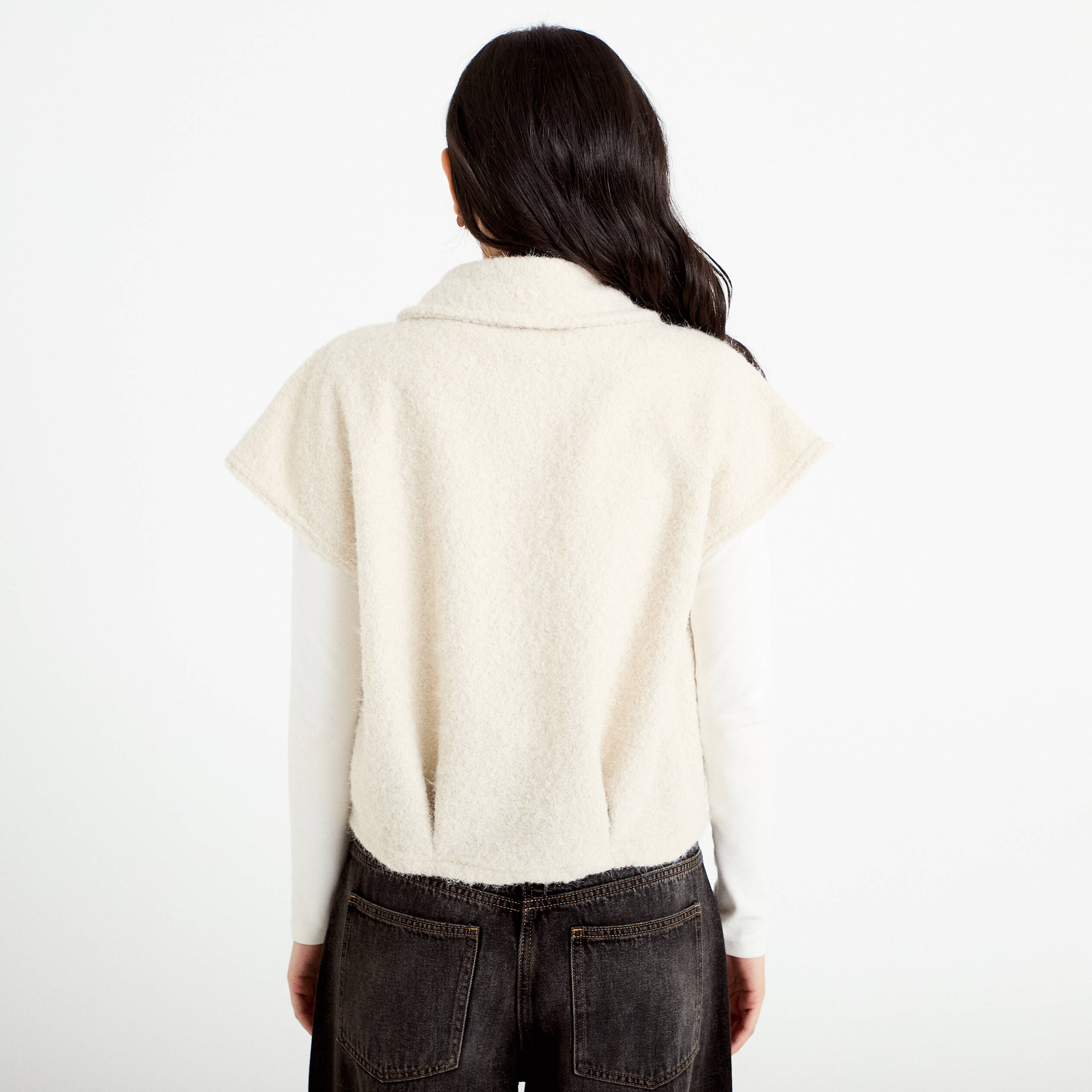Veste sans manches bouclette col rond sable femme