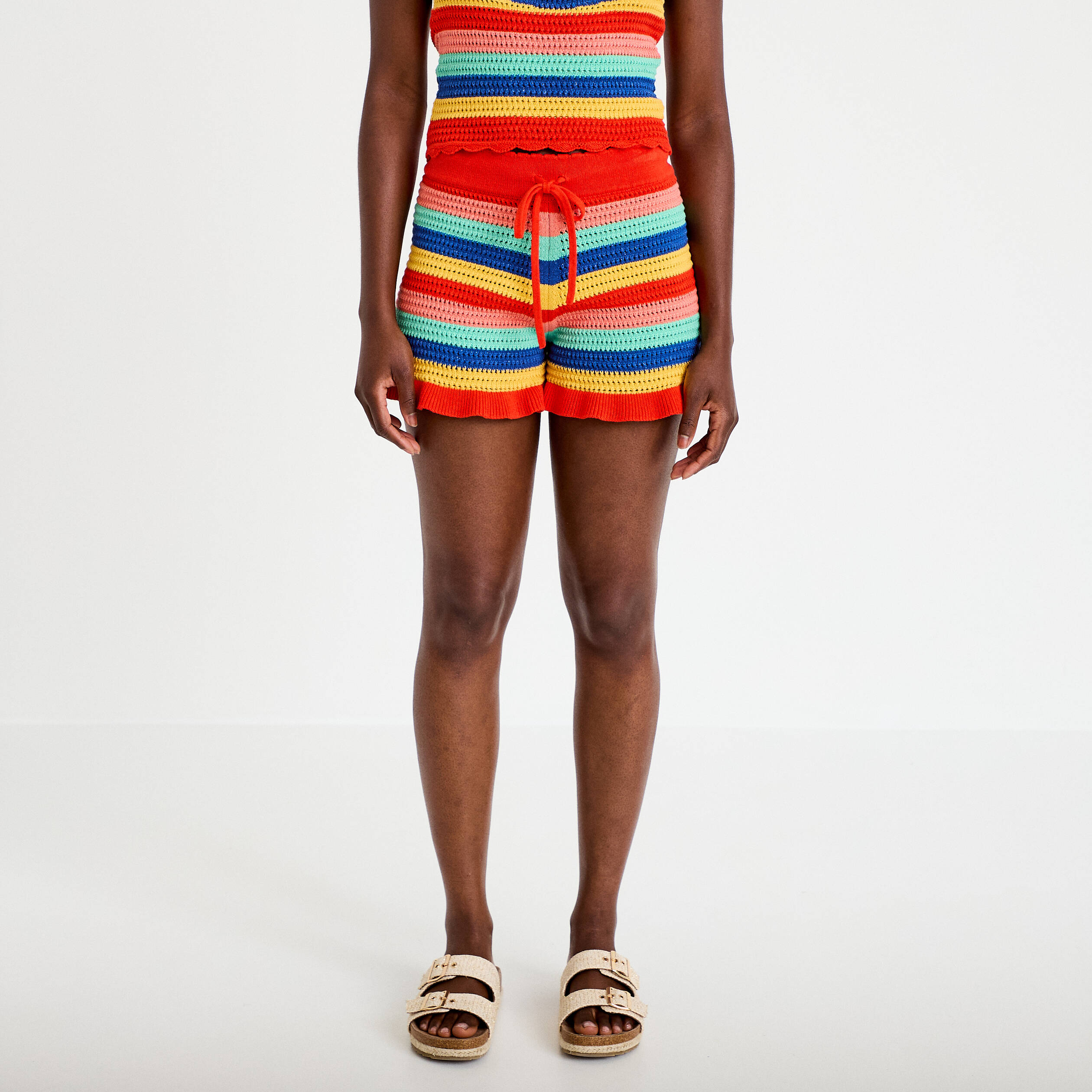 Short crochet rouge femme