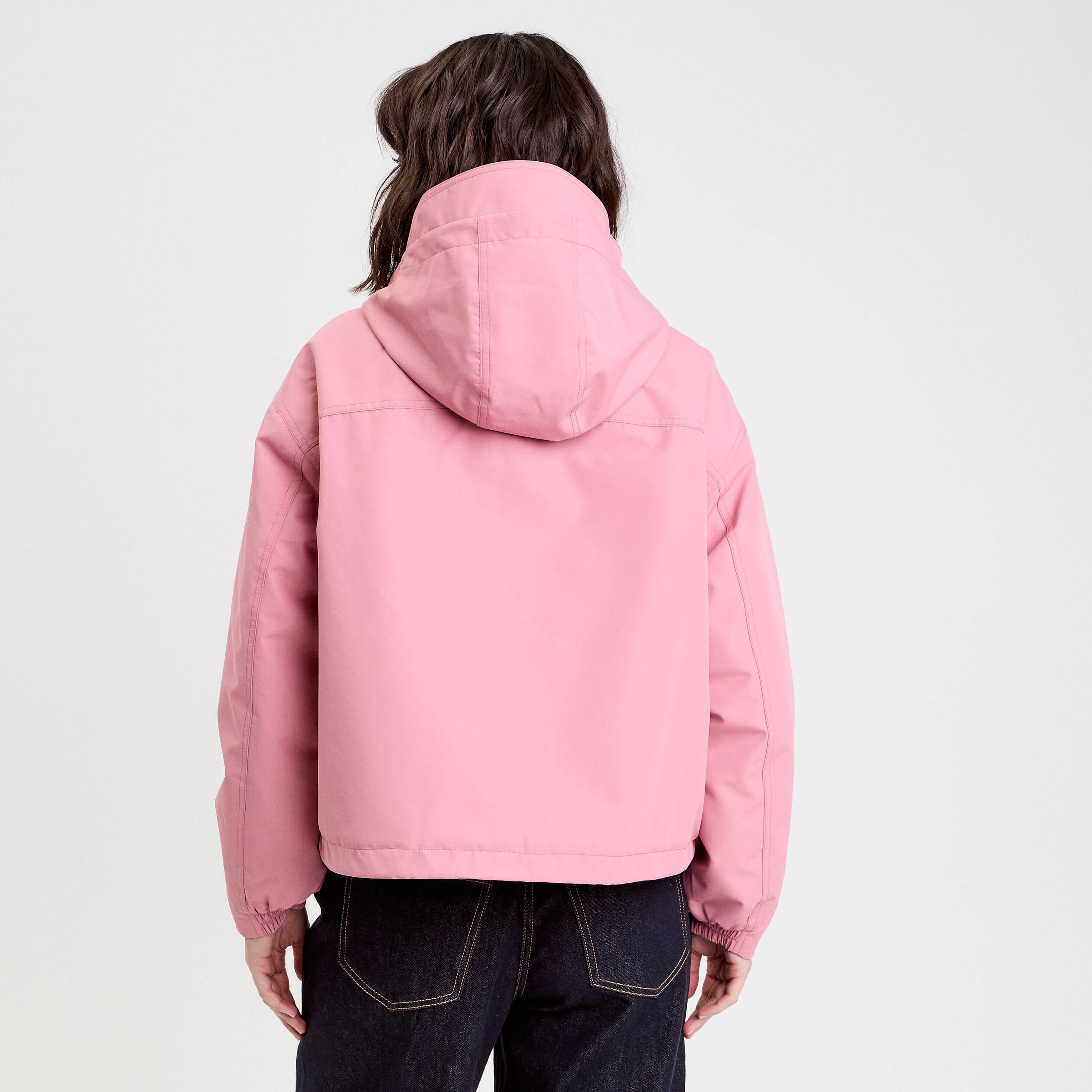 Veste courte bas resserr&eacute; &agrave; capuche rose clair femme